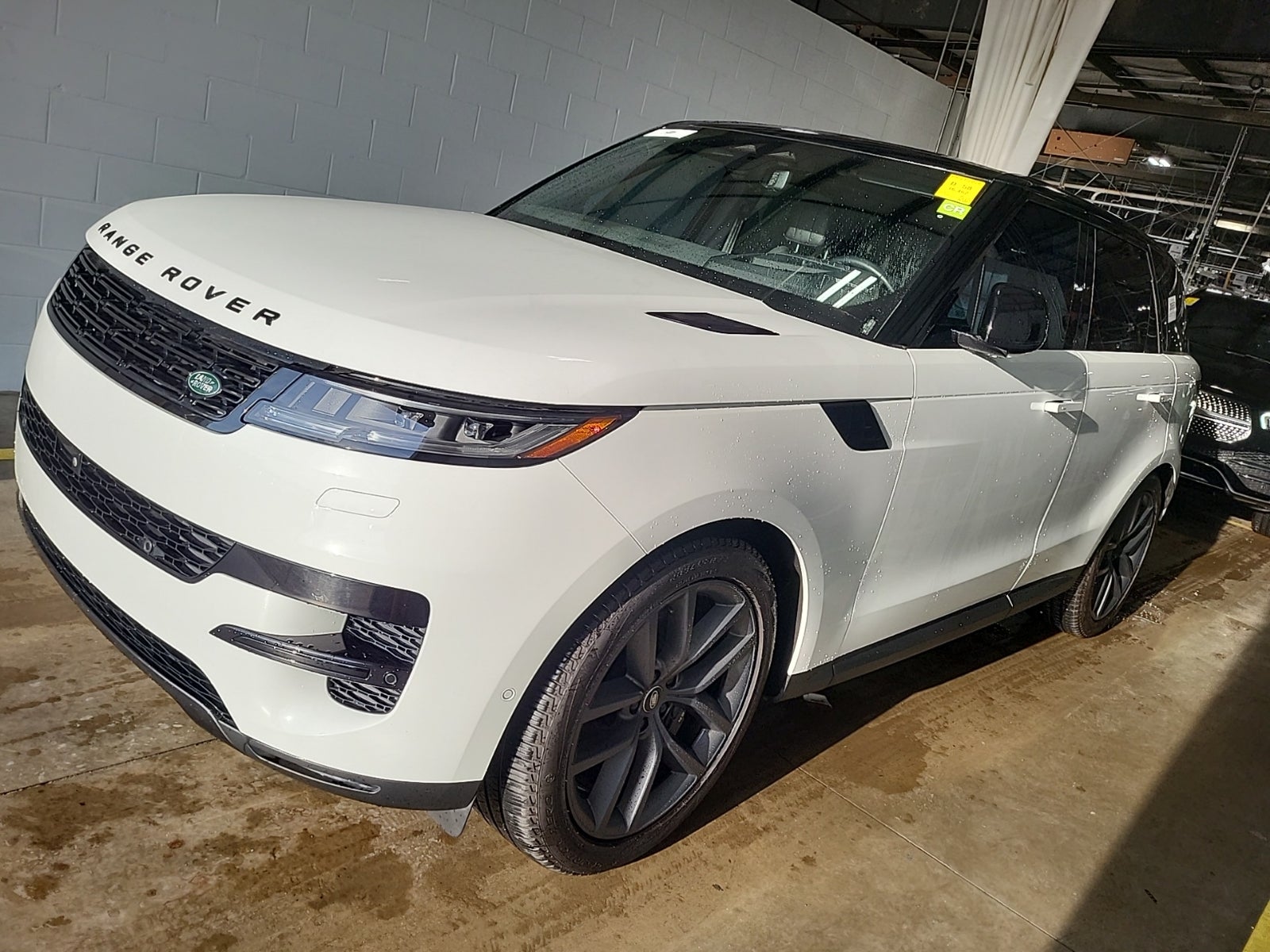2024 Land Rover Range Rover Sport SE