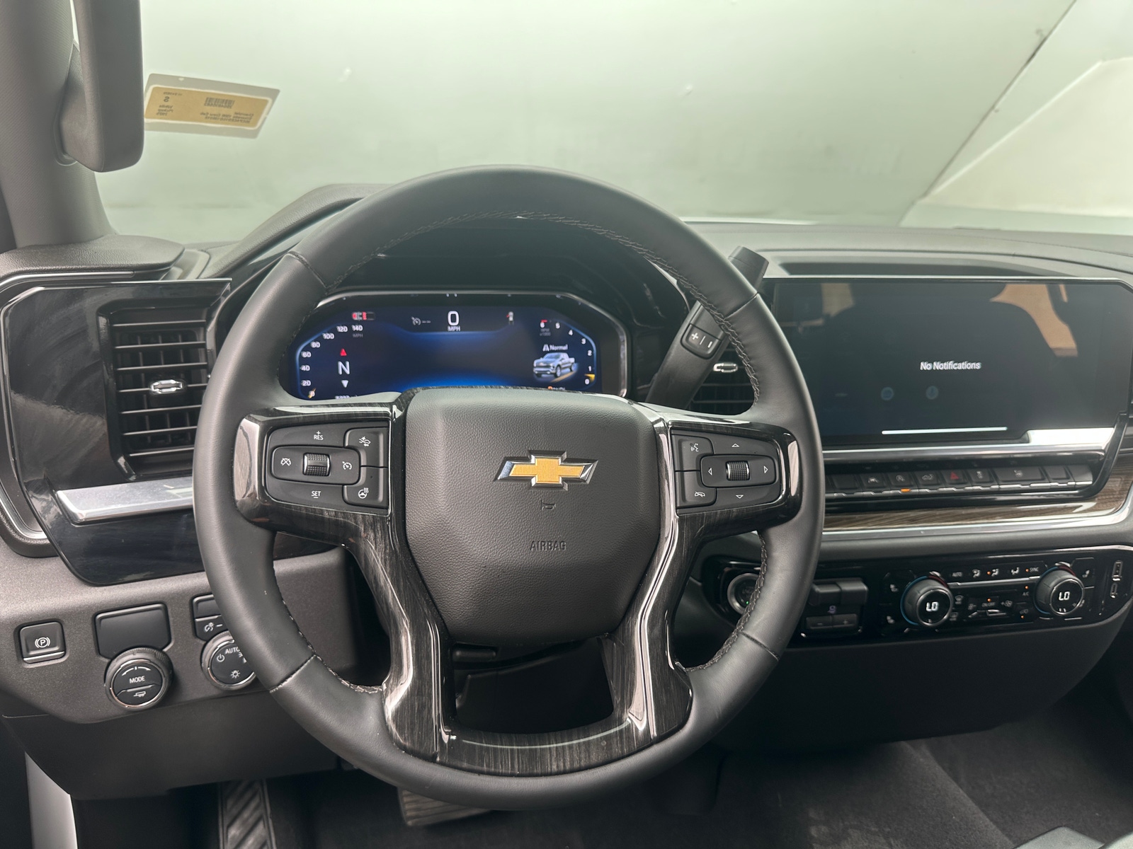 Thumbnail: 2025 Chevrolet Silverado 1500 - 5