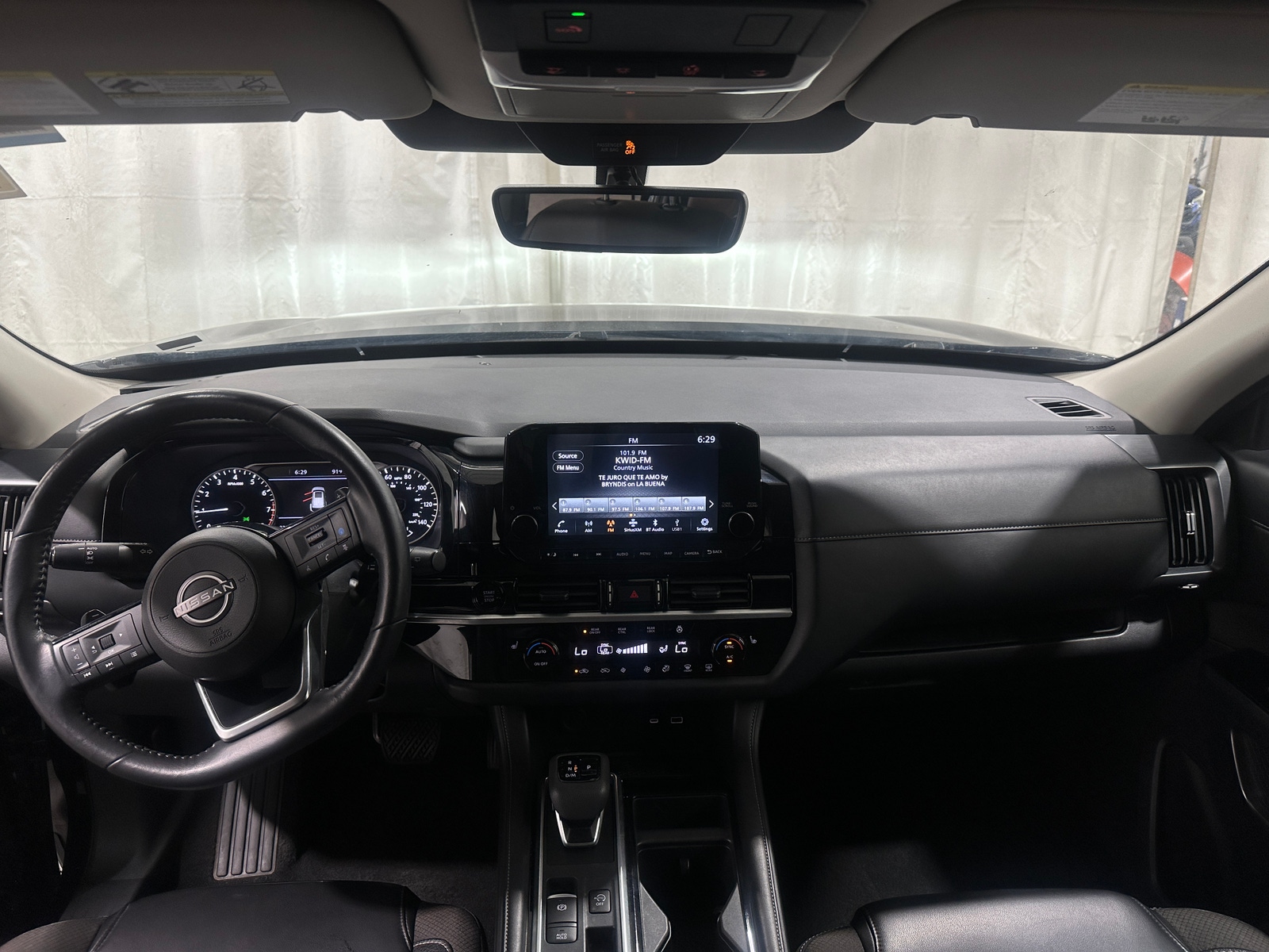 Thumbnail: 2025 Nissan Pathfinder - 2