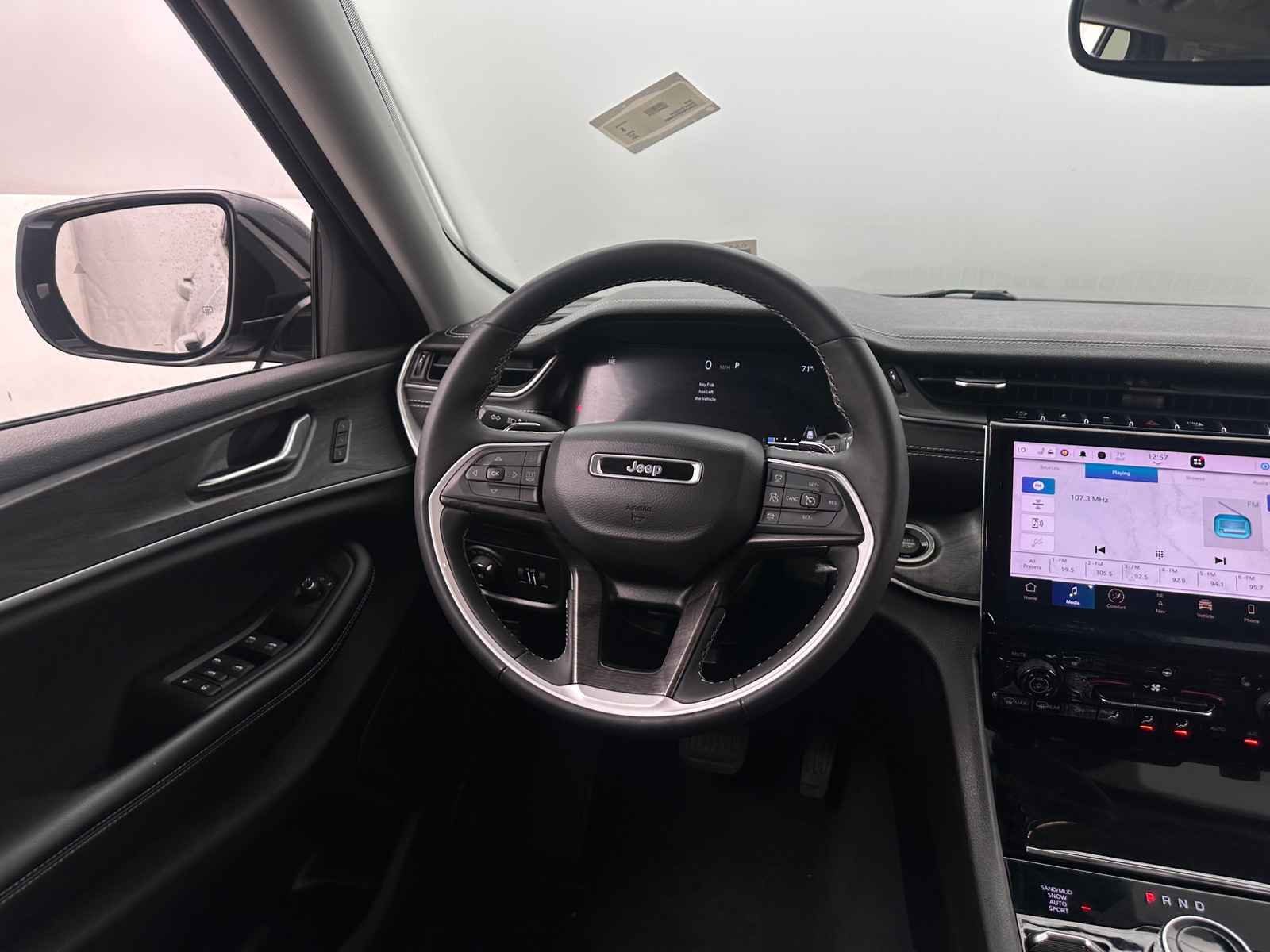 Thumbnail: 2023 Jeep Grand Cherokee - 4