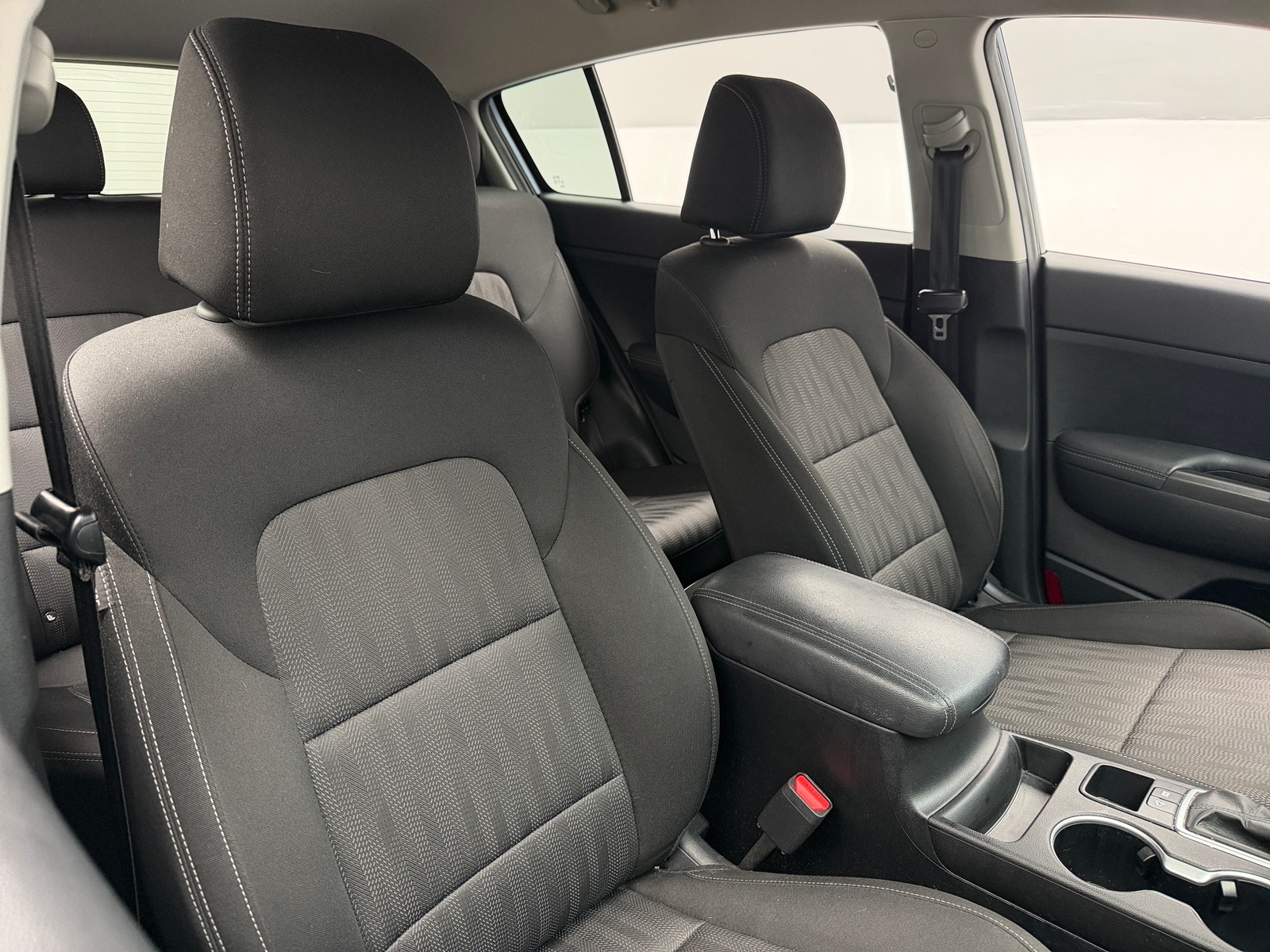 Thumbnail: 2022 Kia Sportage - 2
