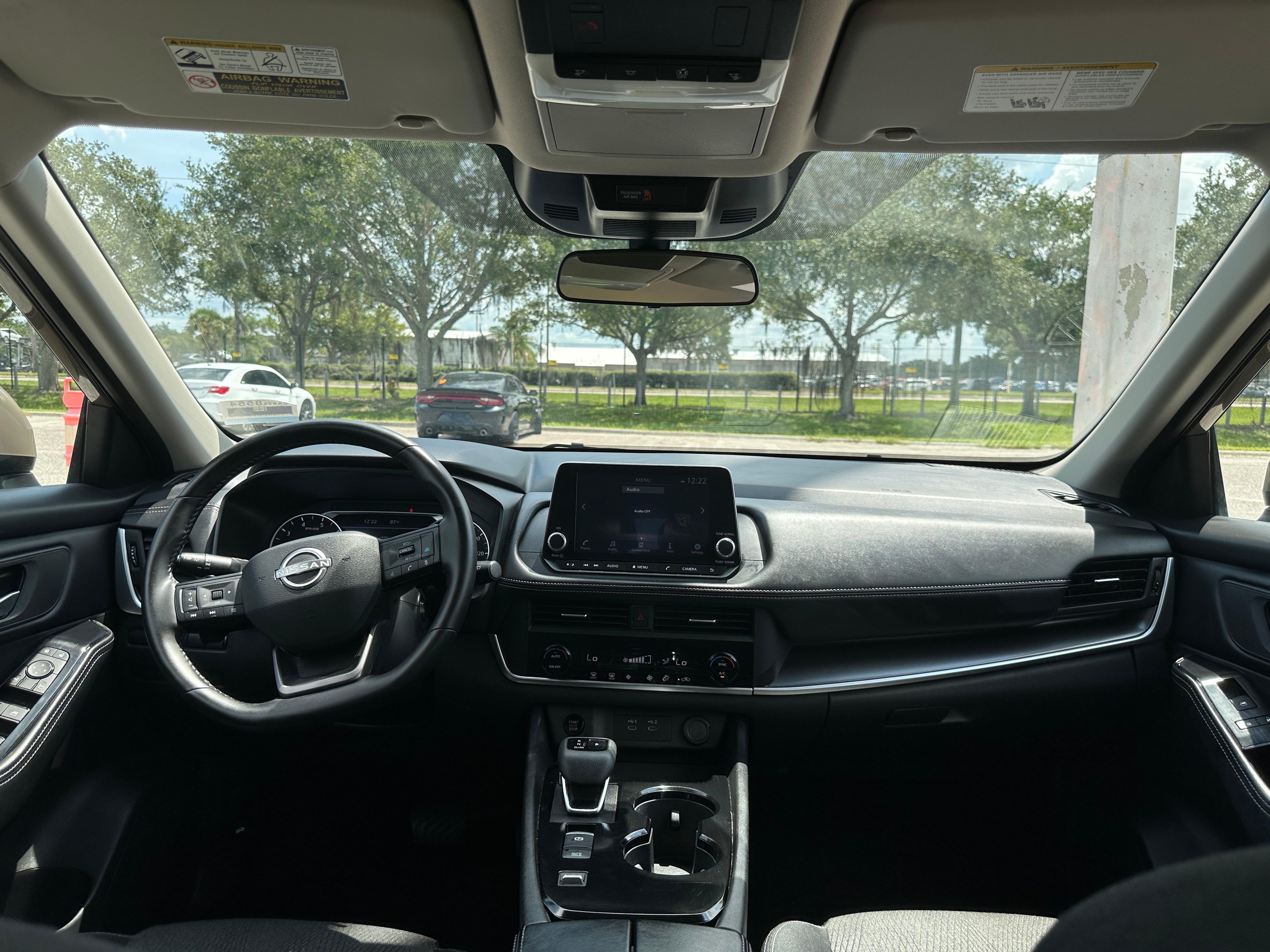 2025 Nissan Rogue SV - Photo 6