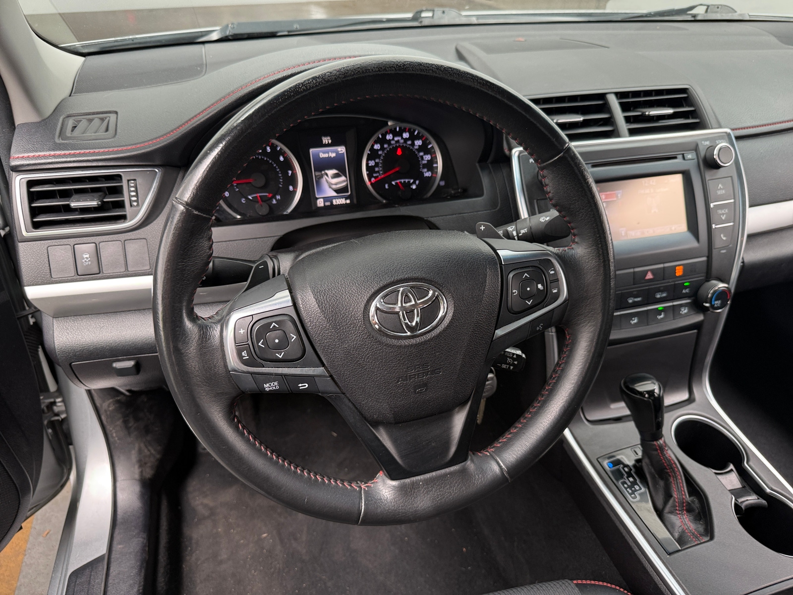 Thumbnail: 2016 Toyota Camry - 5