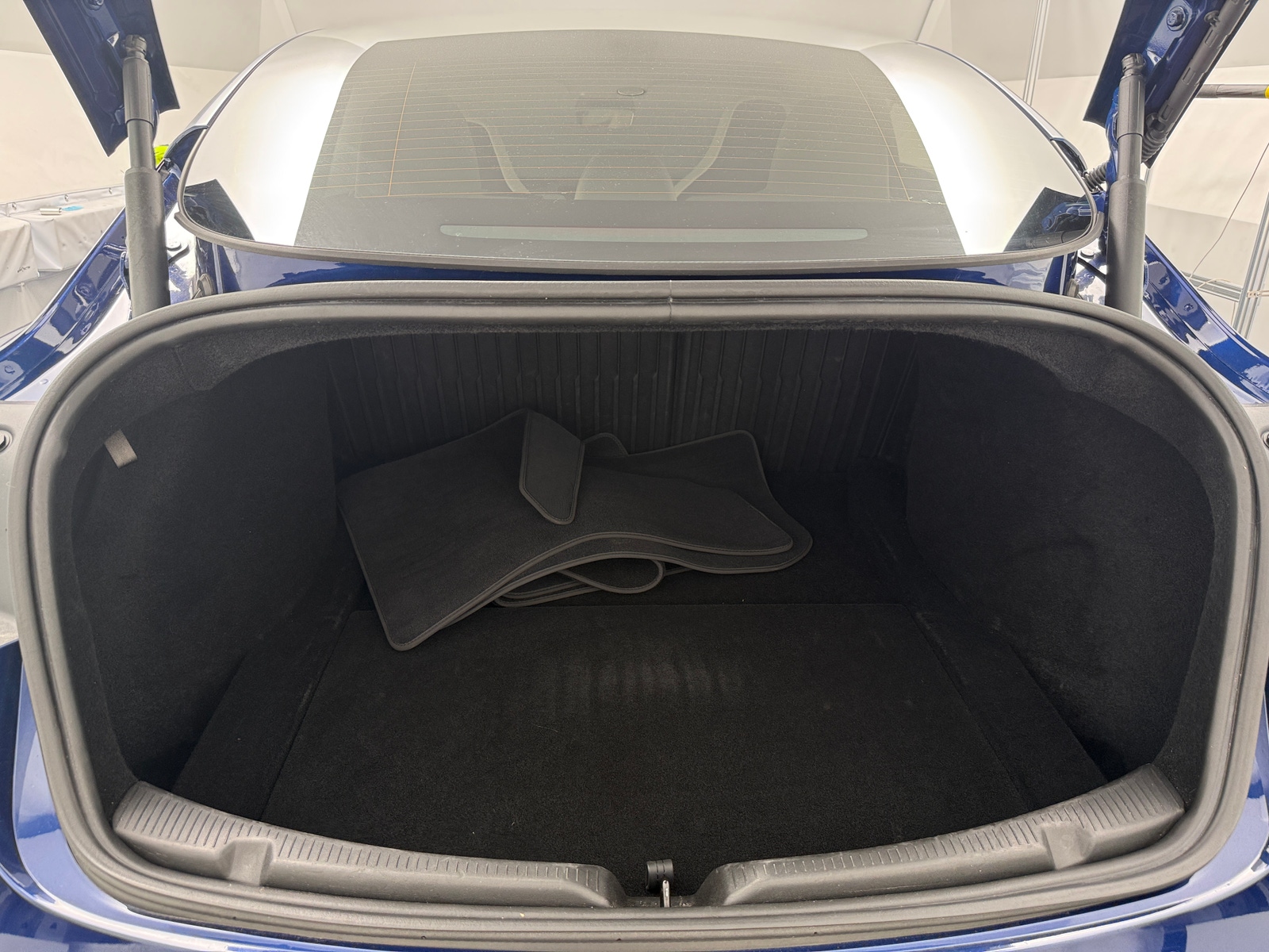 Thumbnail: 2025 Tesla Model 3 - 6