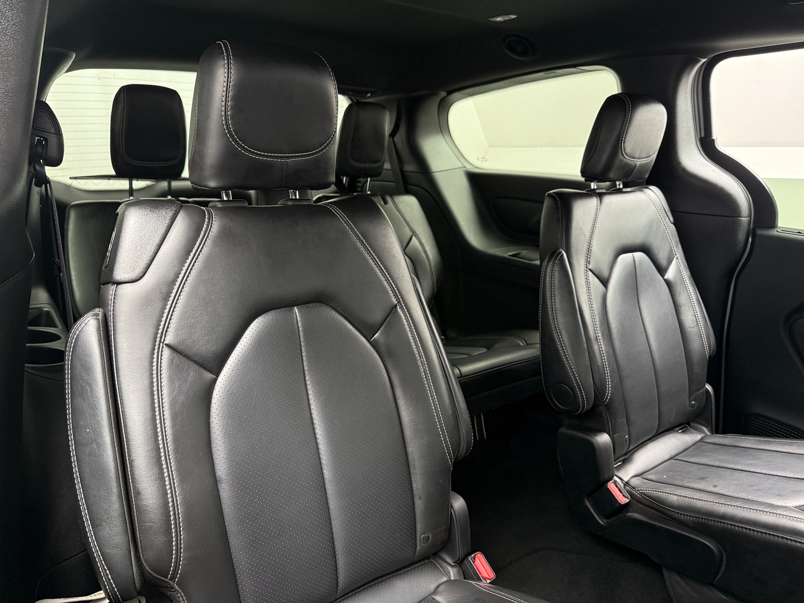 Thumbnail: 2026 Chrysler Pacifica - 5