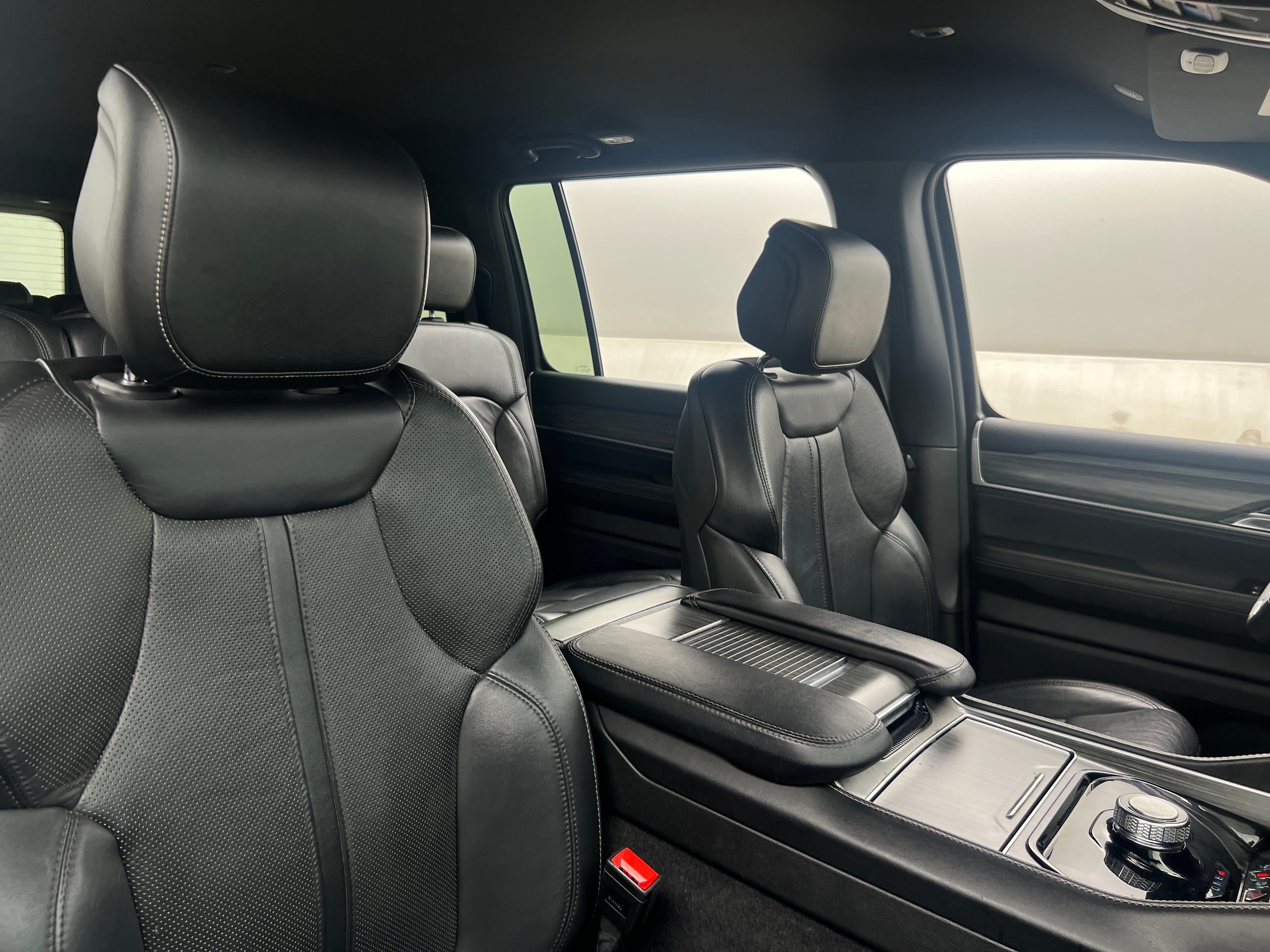 2023 Jeep Wagoneer L