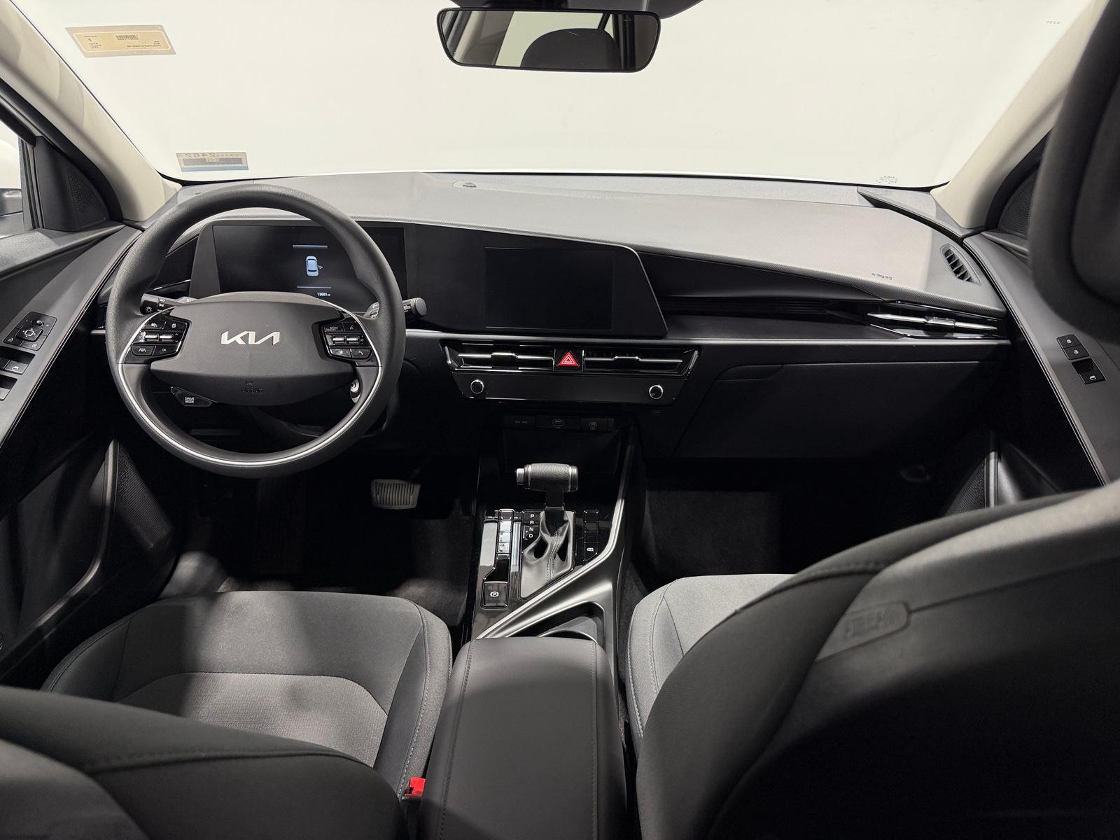Thumbnail: 2026 Kia Niro - 3