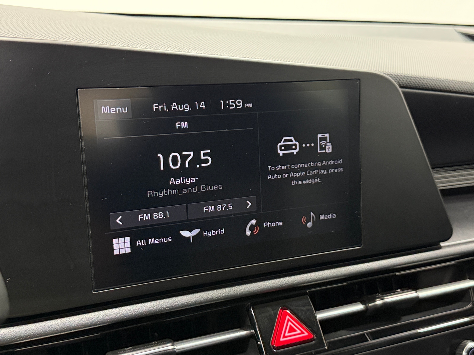 Thumbnail: 2026 Kia Niro - 4