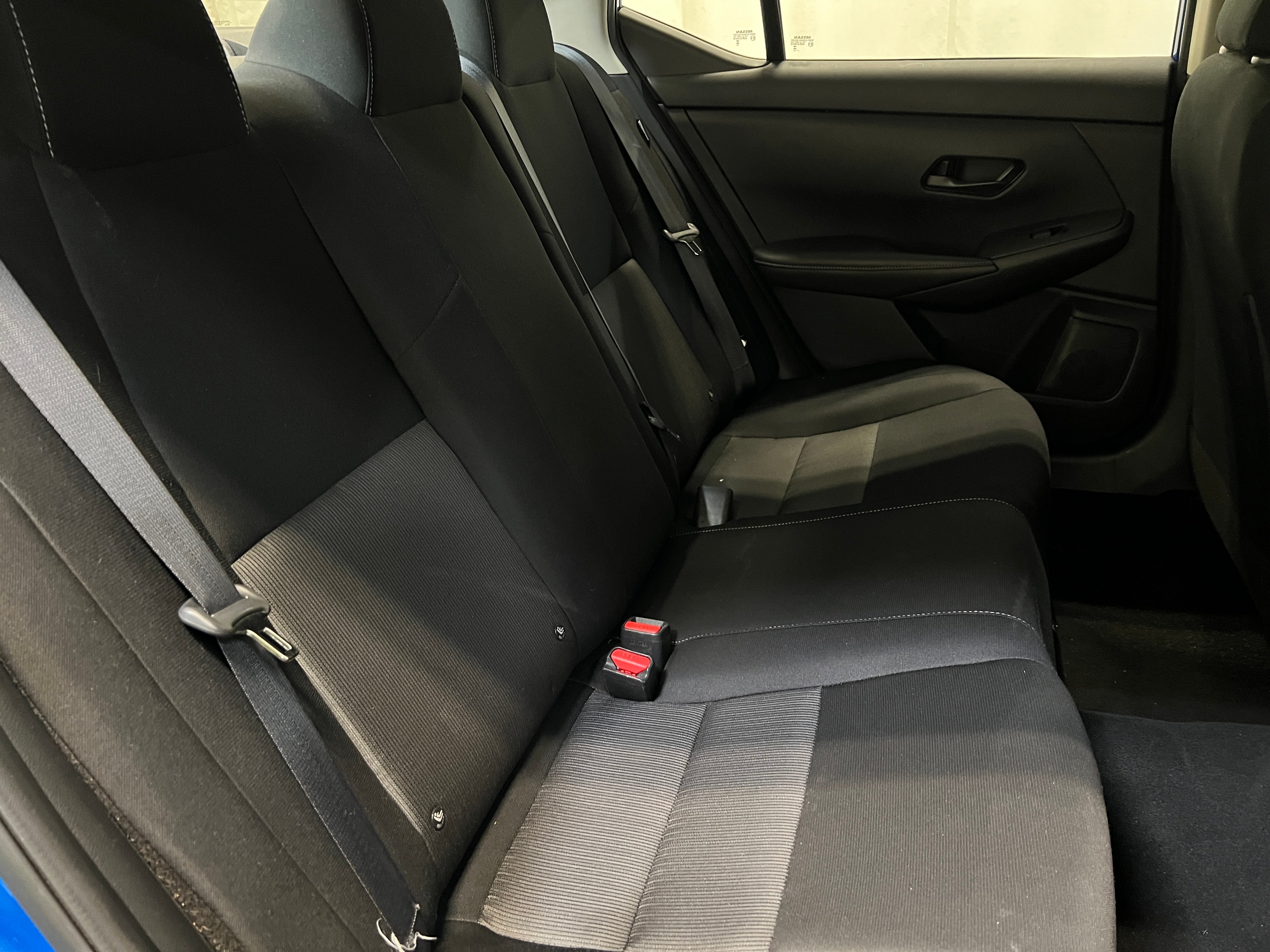 2025 Nissan Sentra SV - Photo 3