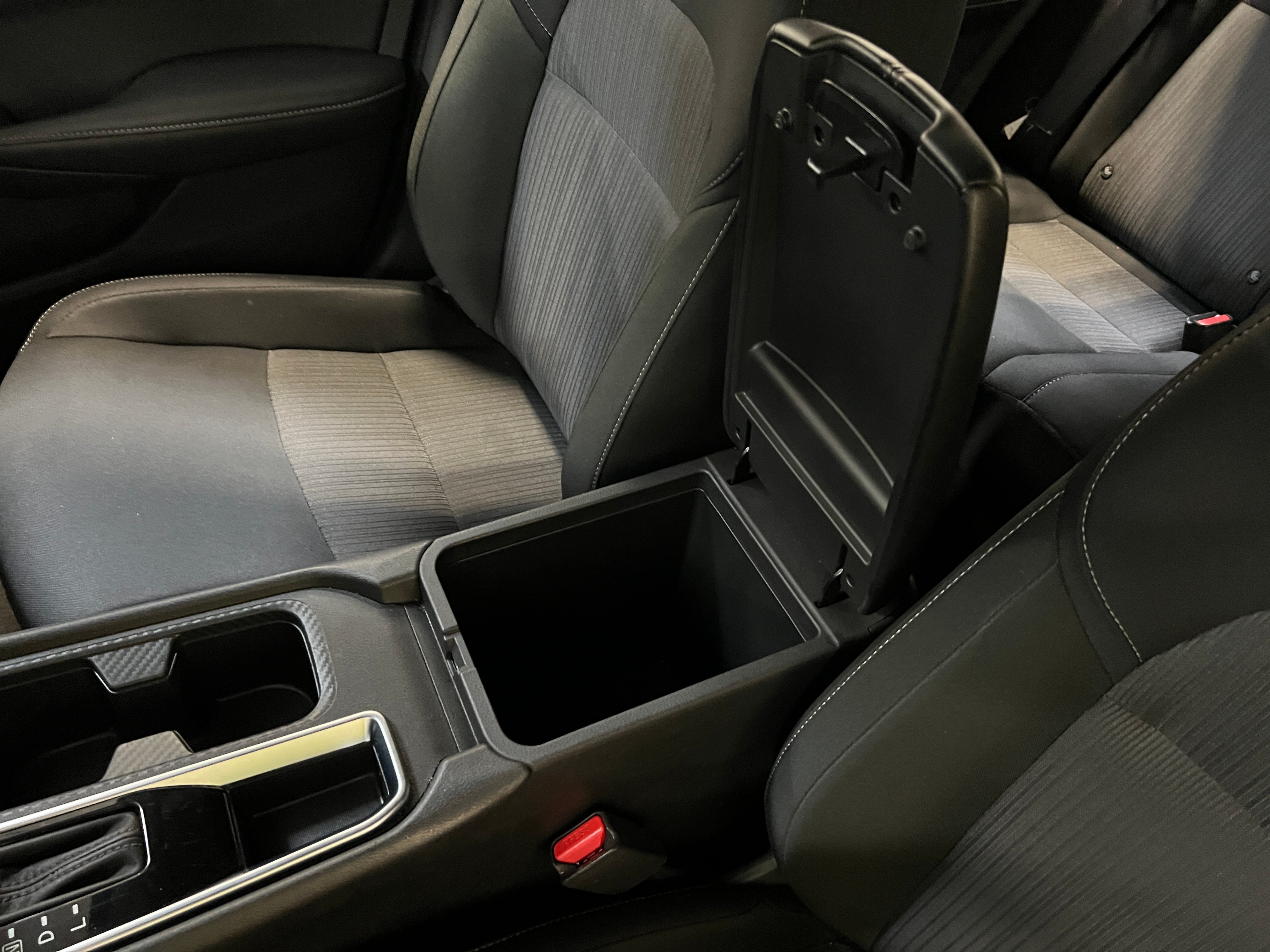 2025 Nissan Sentra SV - Photo 15