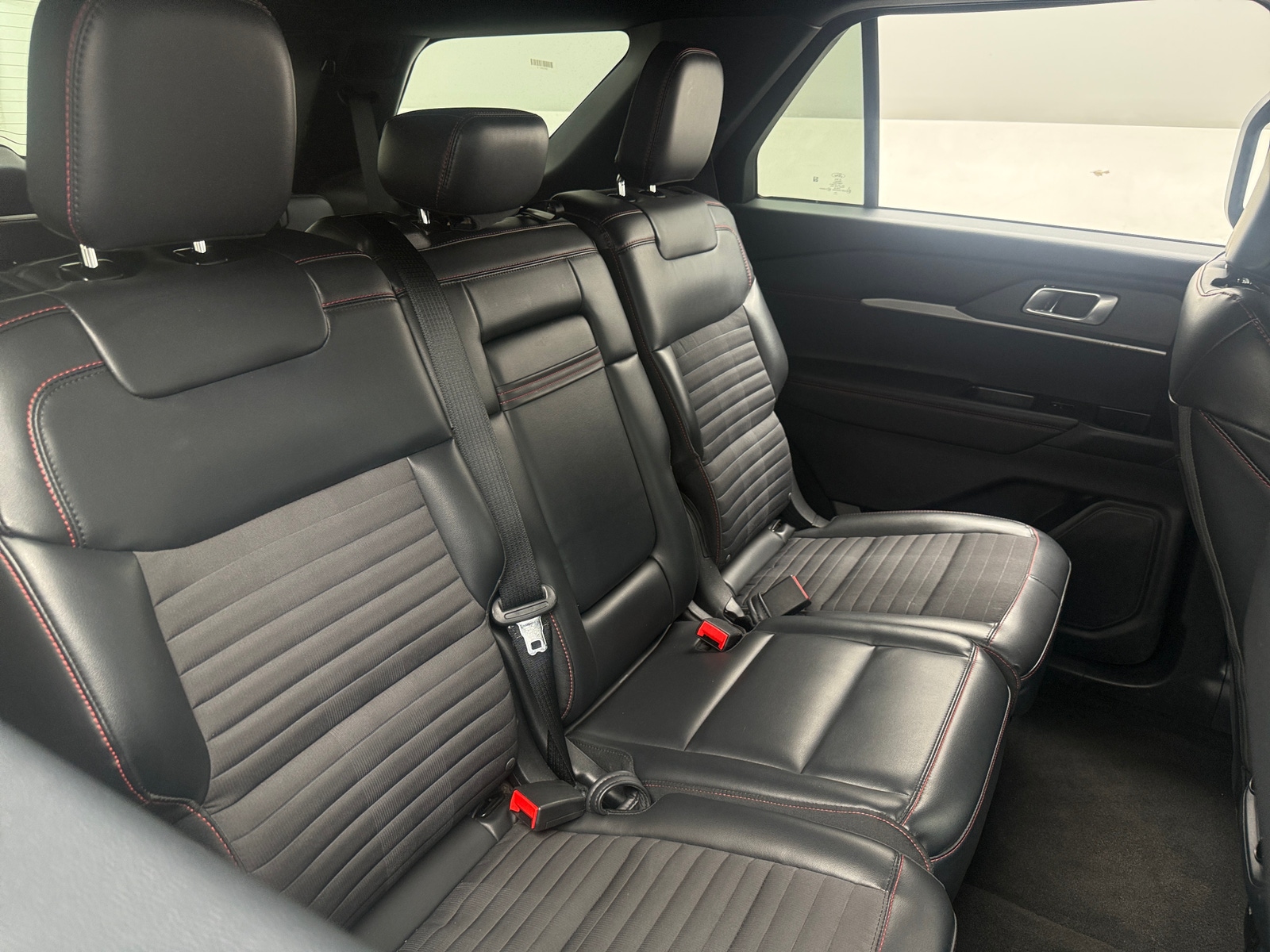 Thumbnail: 2025 Ford Explorer - 5