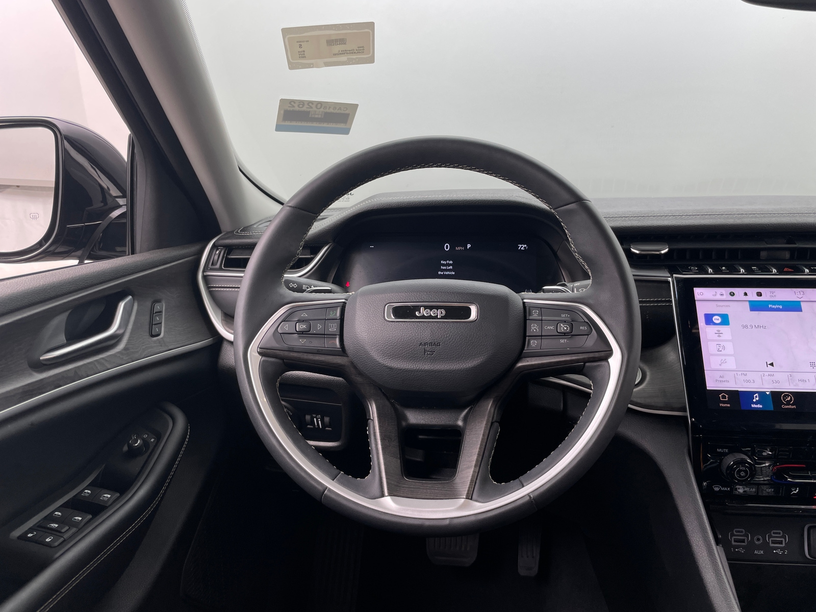 Thumbnail: 2023 Jeep Grand Cherokee L - 4