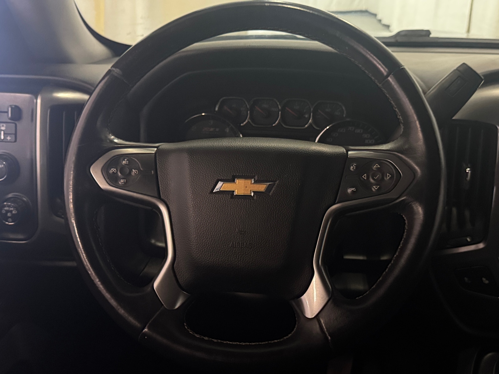 Thumbnail: 2018 Chevrolet Silverado 1500 - 5