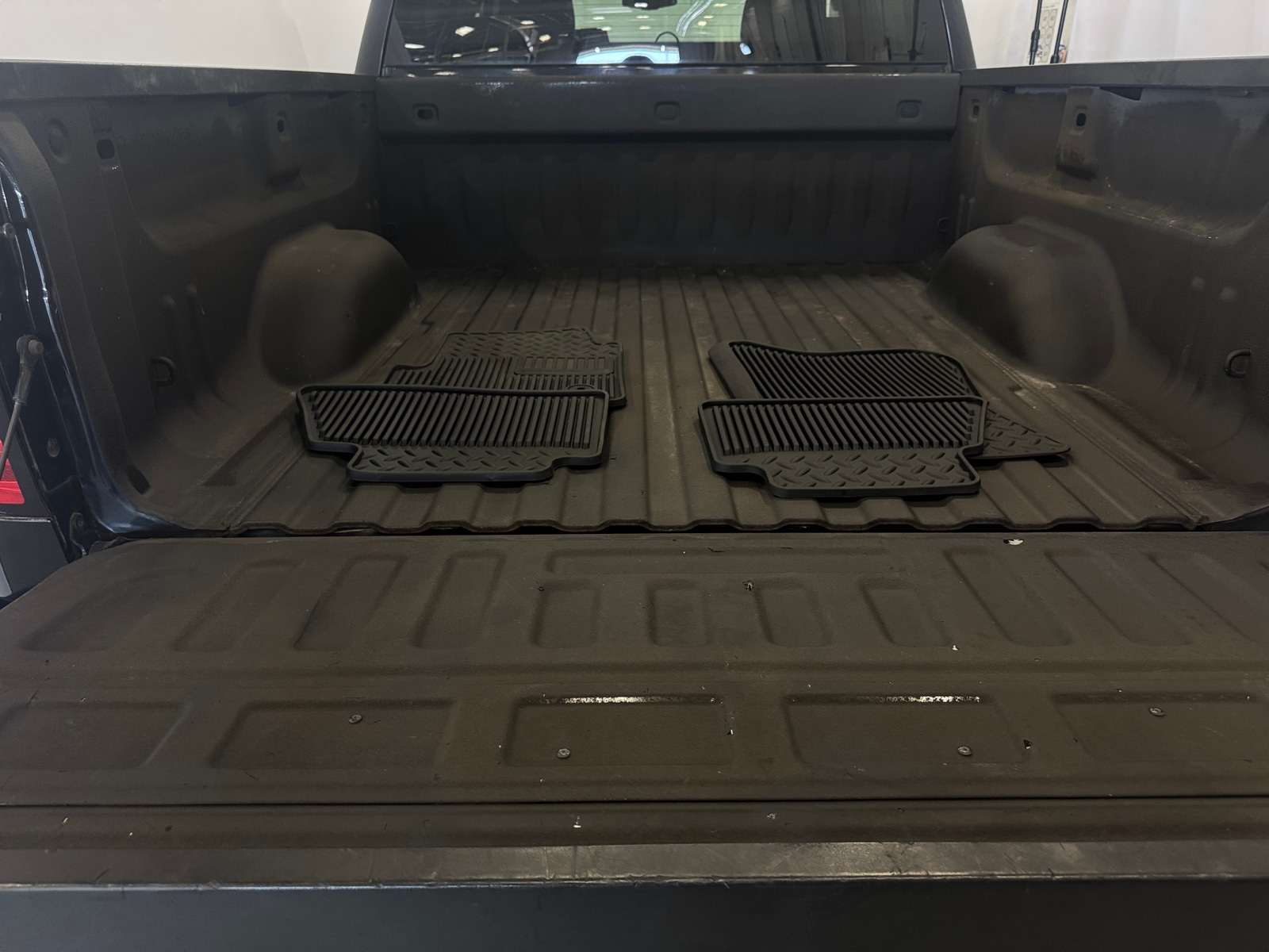 Thumbnail: 2018 Chevrolet Silverado 1500 - 7
