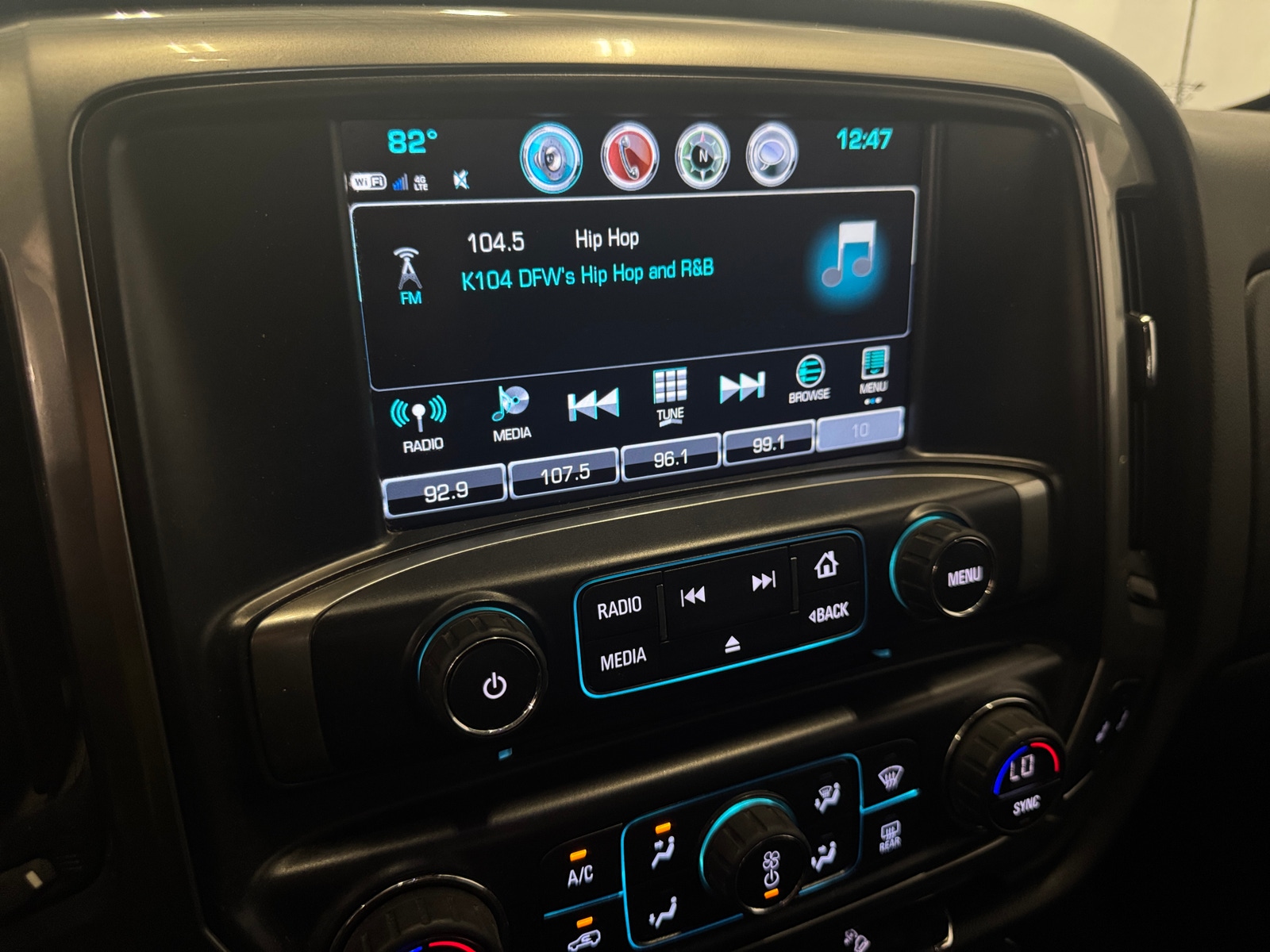 Thumbnail: 2018 Chevrolet Silverado 1500 - 4