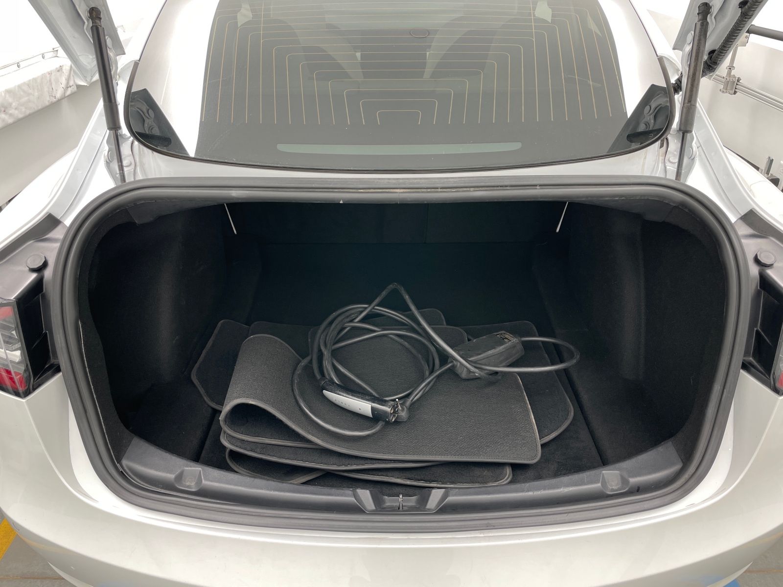 Thumbnail: 2020 Tesla Model 3 - 6