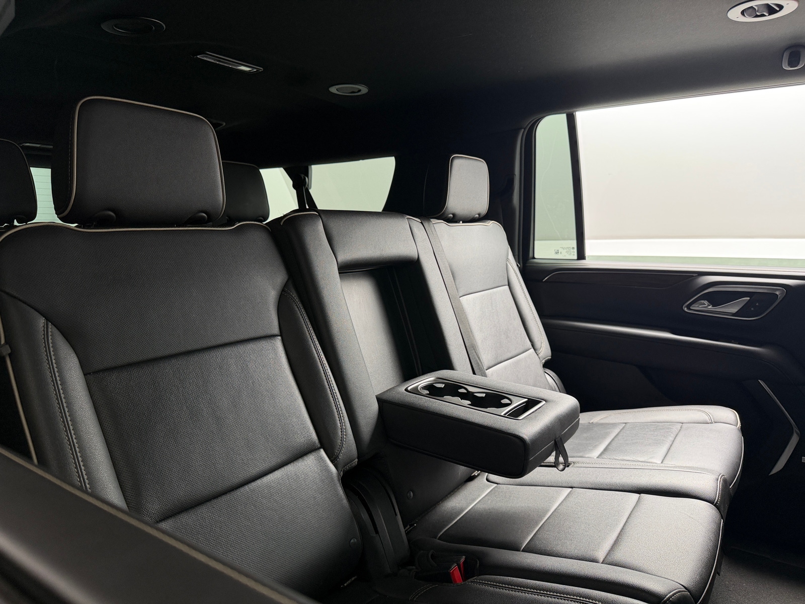 Thumbnail: 2024 Chevrolet Suburban - 5