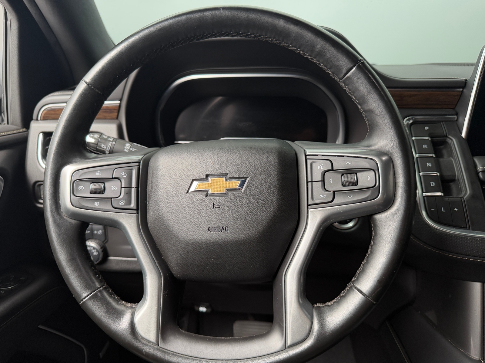 Thumbnail: 2024 Chevrolet Suburban - 4