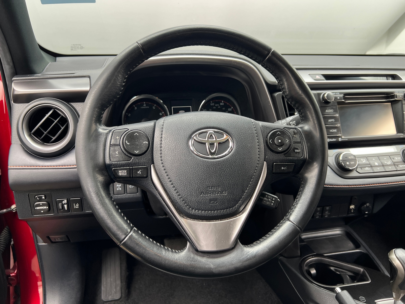 Thumbnail: 2018 Toyota RAV4 - 4