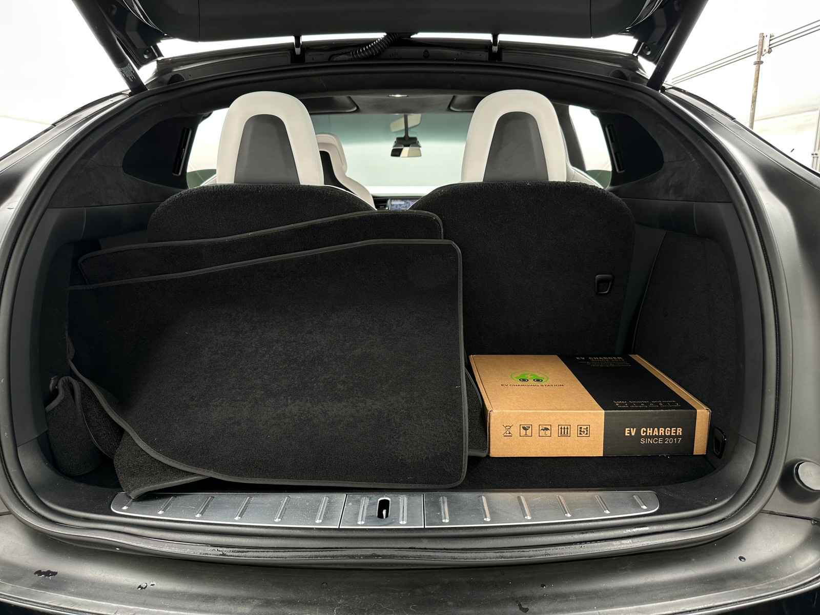 Thumbnail: 2019 Tesla Model X - 6
