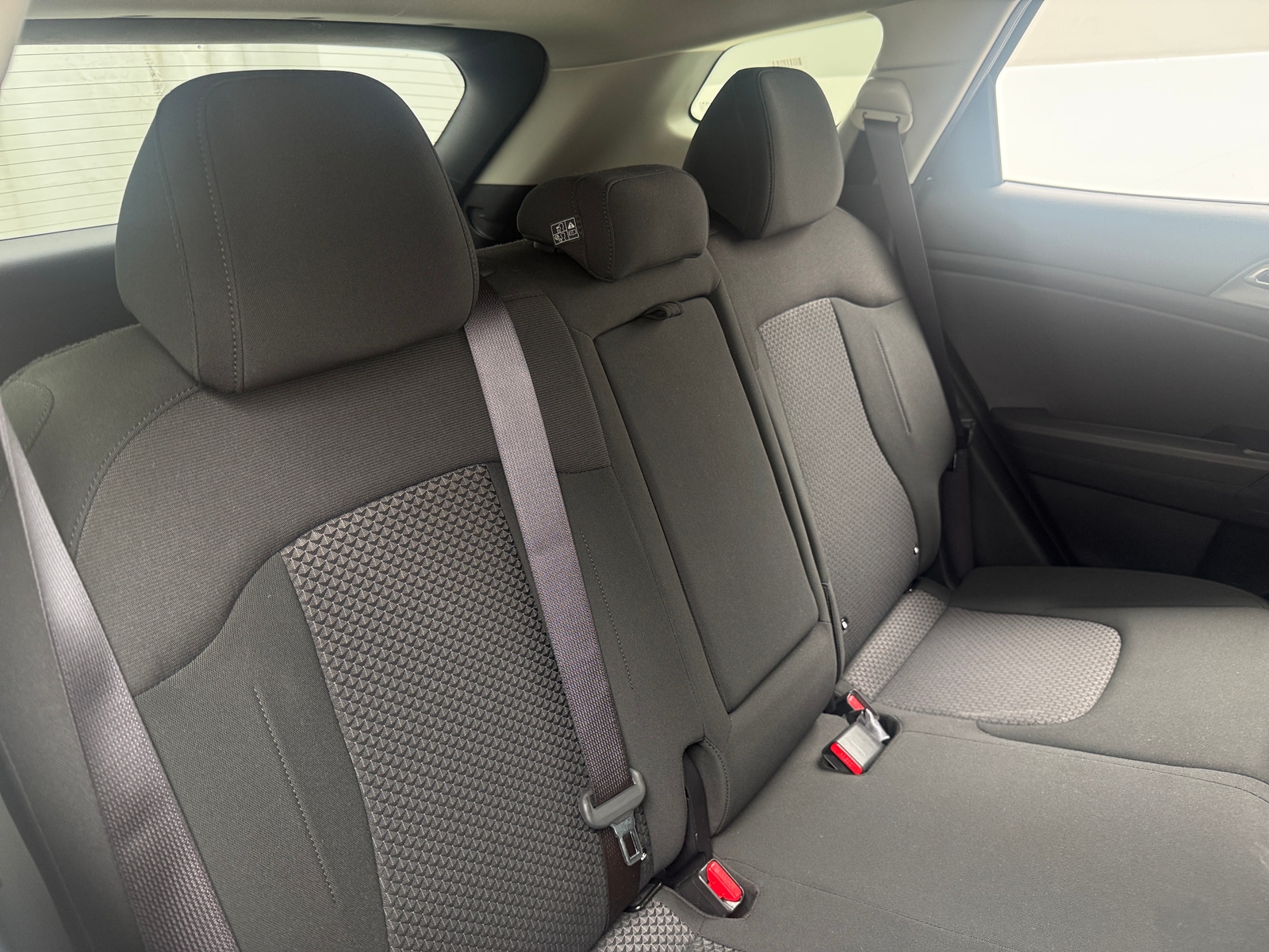 Thumbnail: 2026 Kia Sportage - 6
