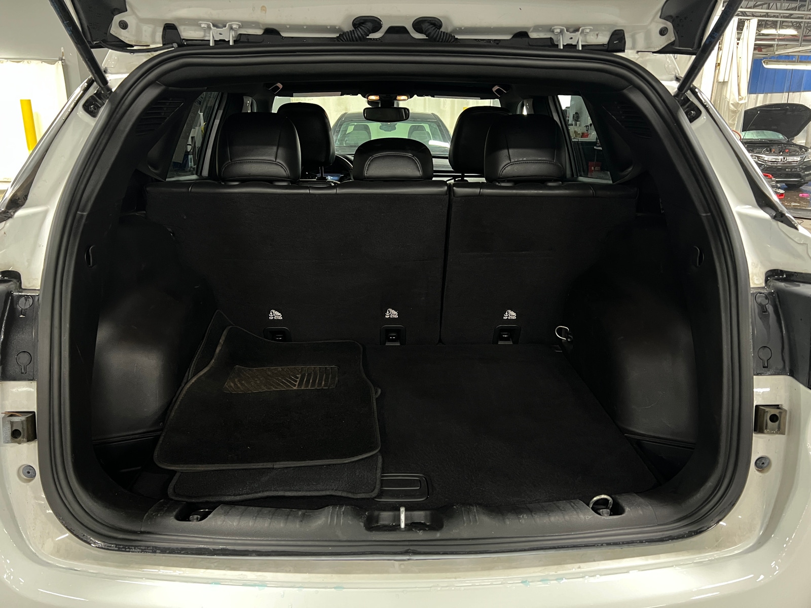 Thumbnail: 2023 Jeep Compass - 7