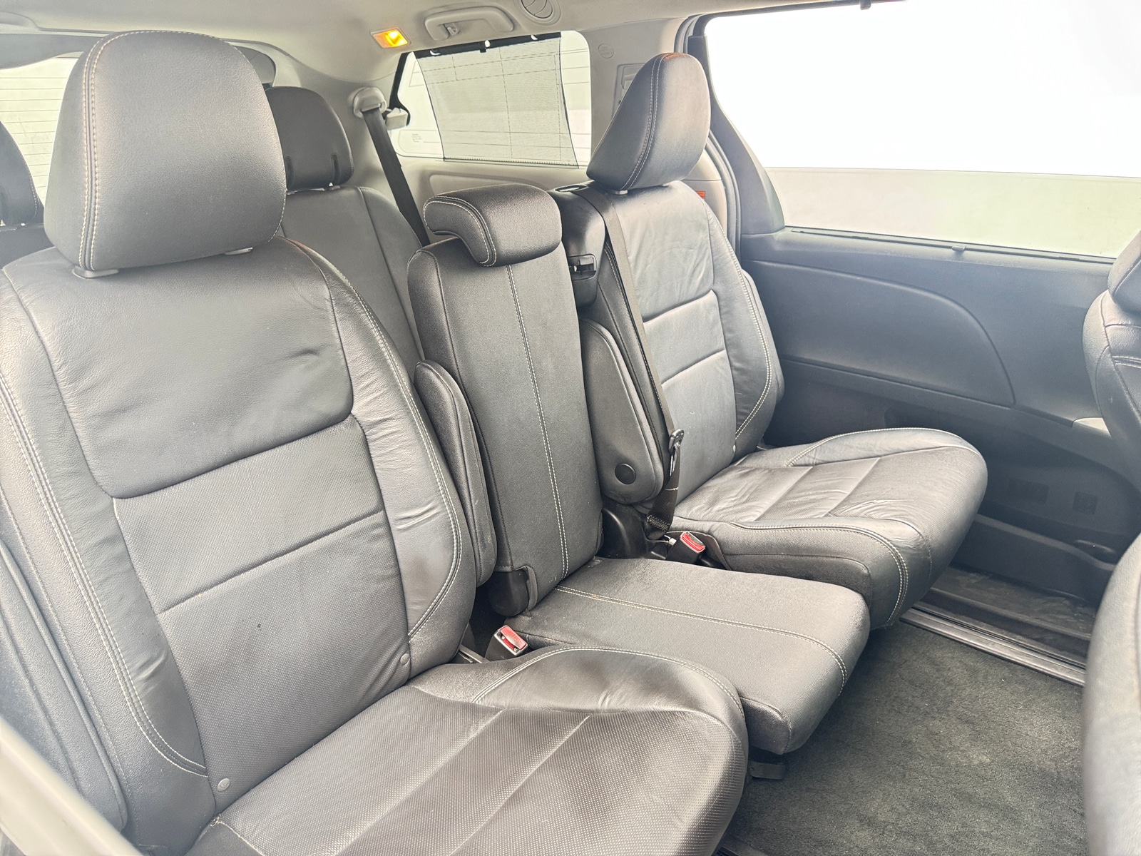 Thumbnail: 2018 Toyota Sienna - 5