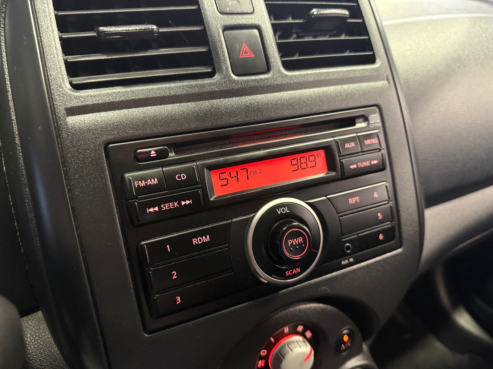 Thumbnail: 2014 Nissan Versa - 4