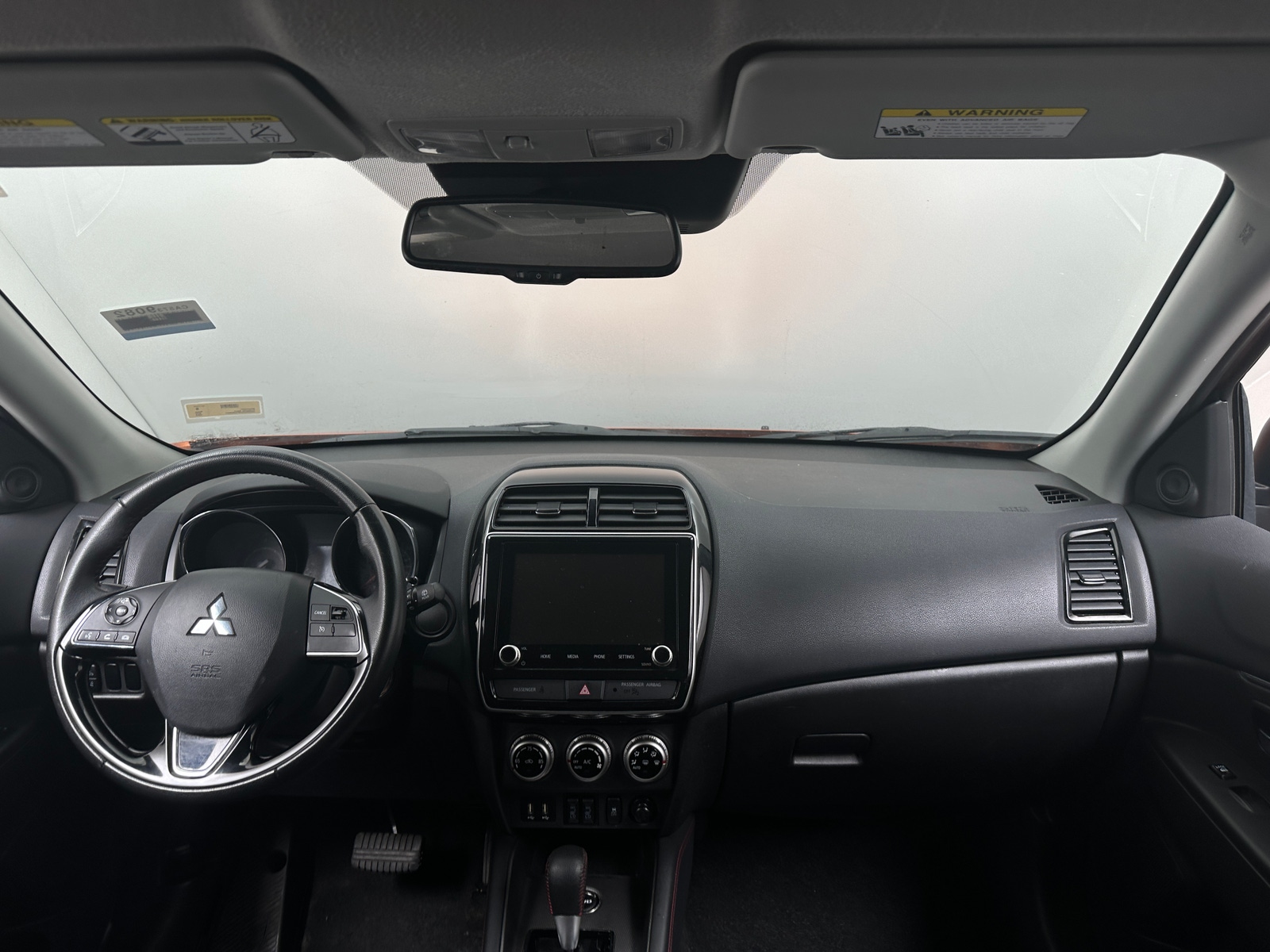 Thumbnail: 2023 Mitsubishi Outlander Sport - 3
