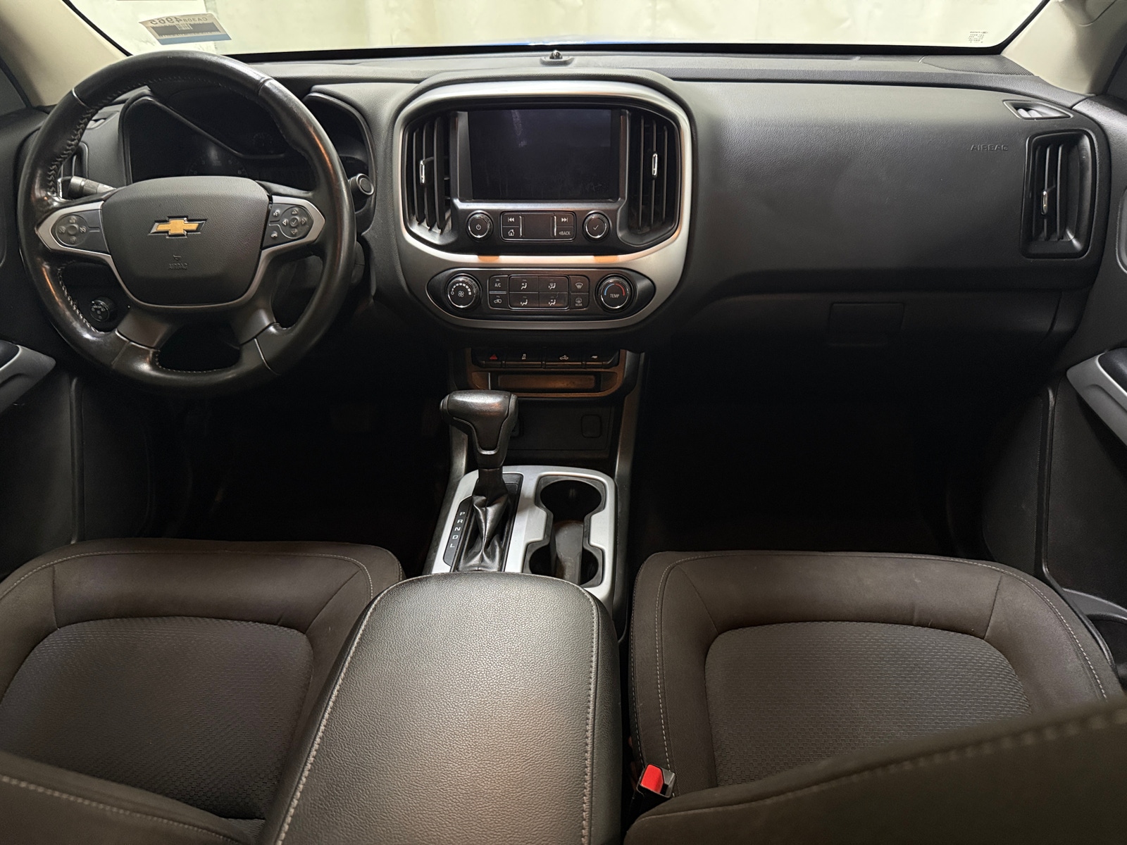 Thumbnail: 2021 Chevrolet Colorado - 3