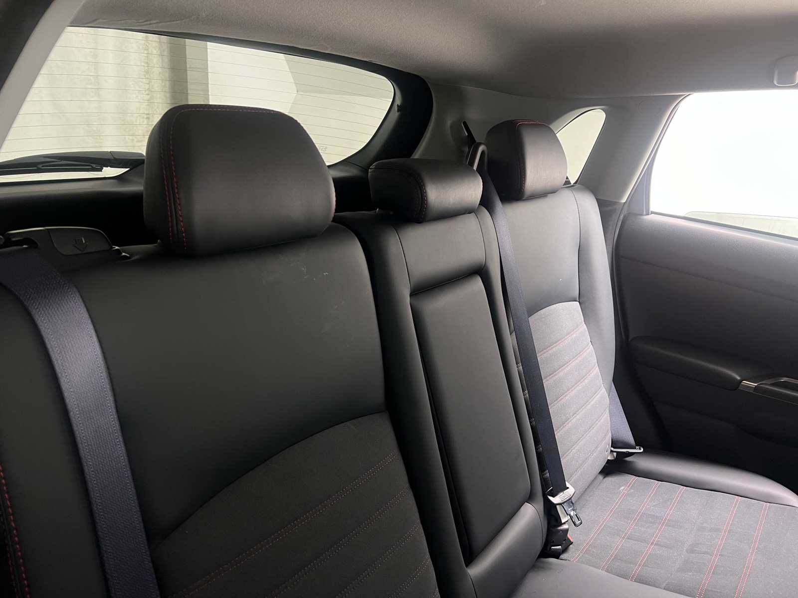 Thumbnail: 2026 Mitsubishi Outlander Sport - 6