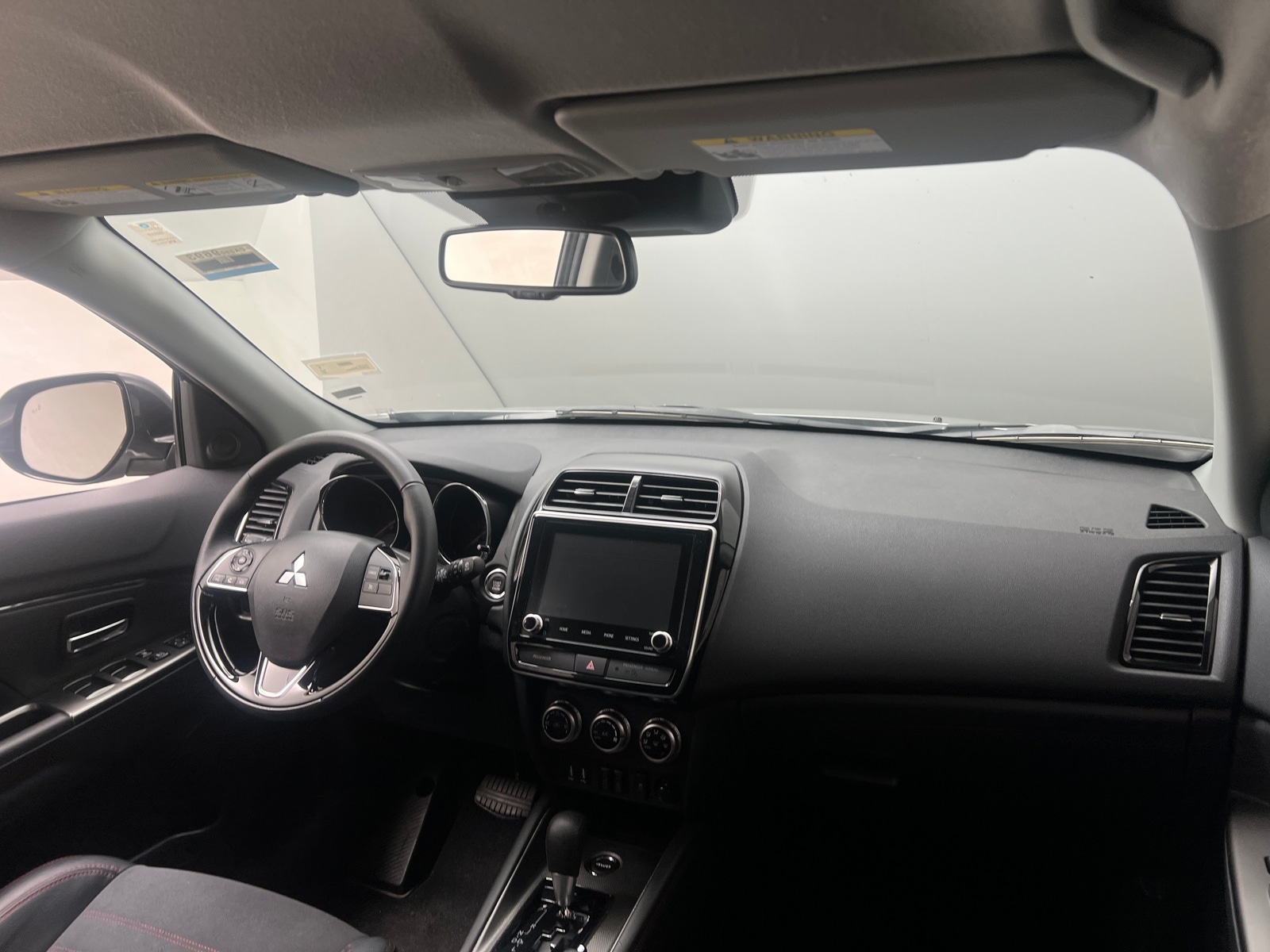 Thumbnail: 2026 Mitsubishi Outlander Sport - 3