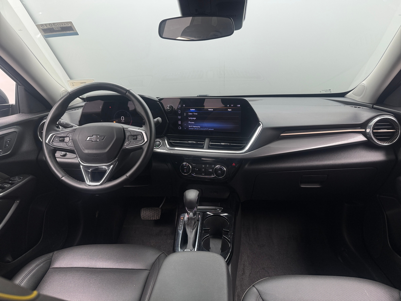 Thumbnail: 2025 Chevrolet Trax - 2