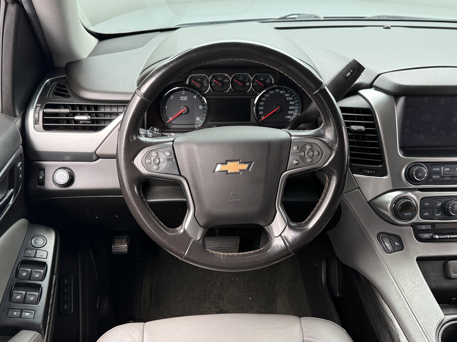 Thumbnail: 2018 Chevrolet Tahoe - 4