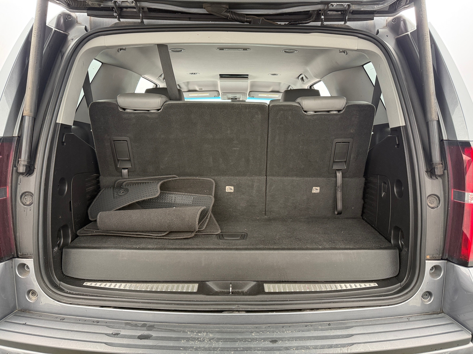Thumbnail: 2018 Chevrolet Tahoe - 6