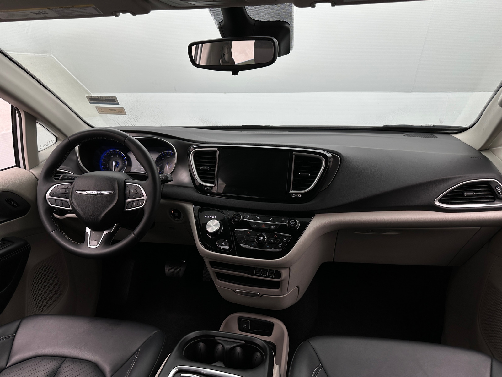 Thumbnail: 2024 Chrysler Pacifica - 2