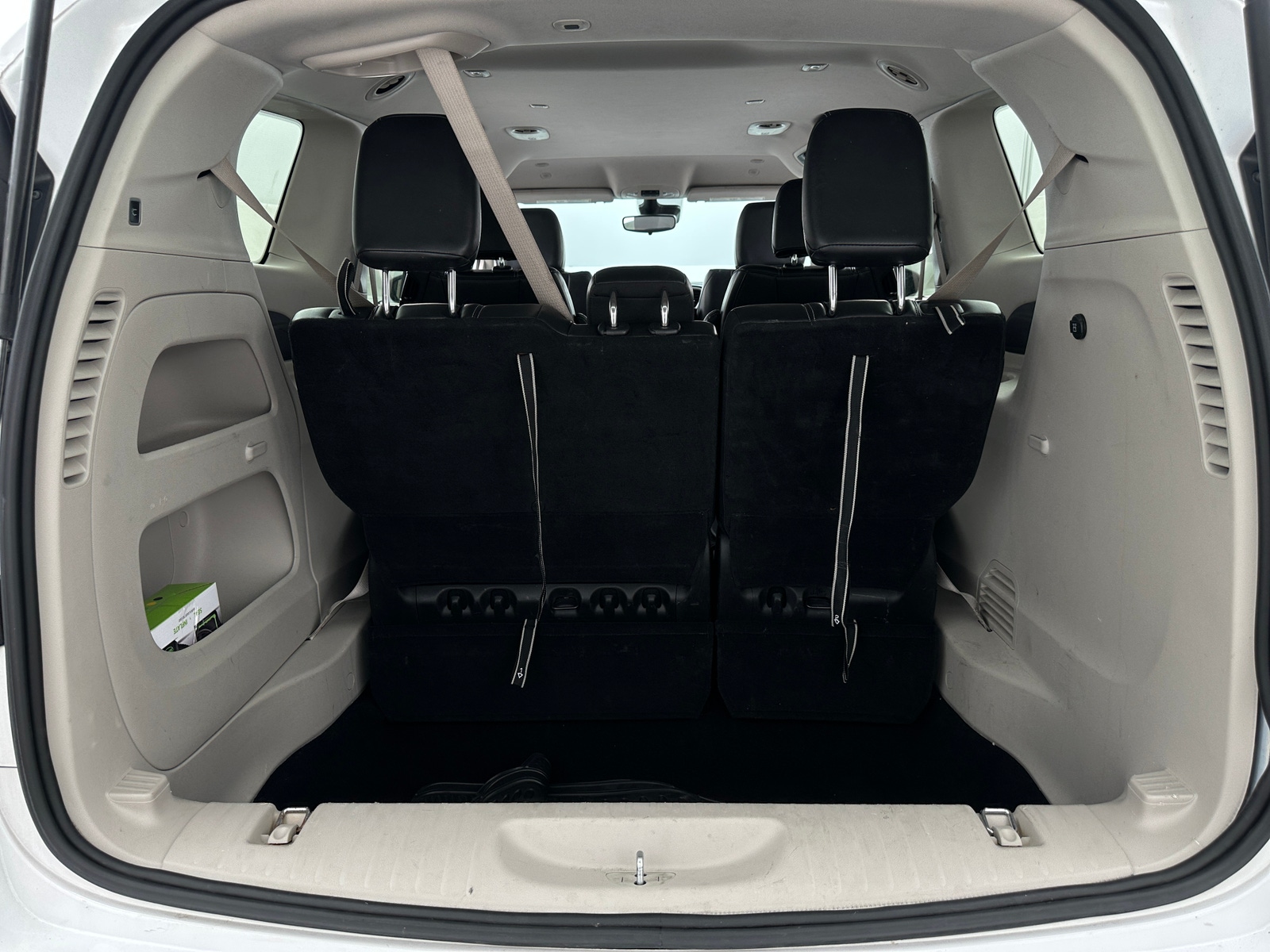 Thumbnail: 2024 Chrysler Pacifica - 6