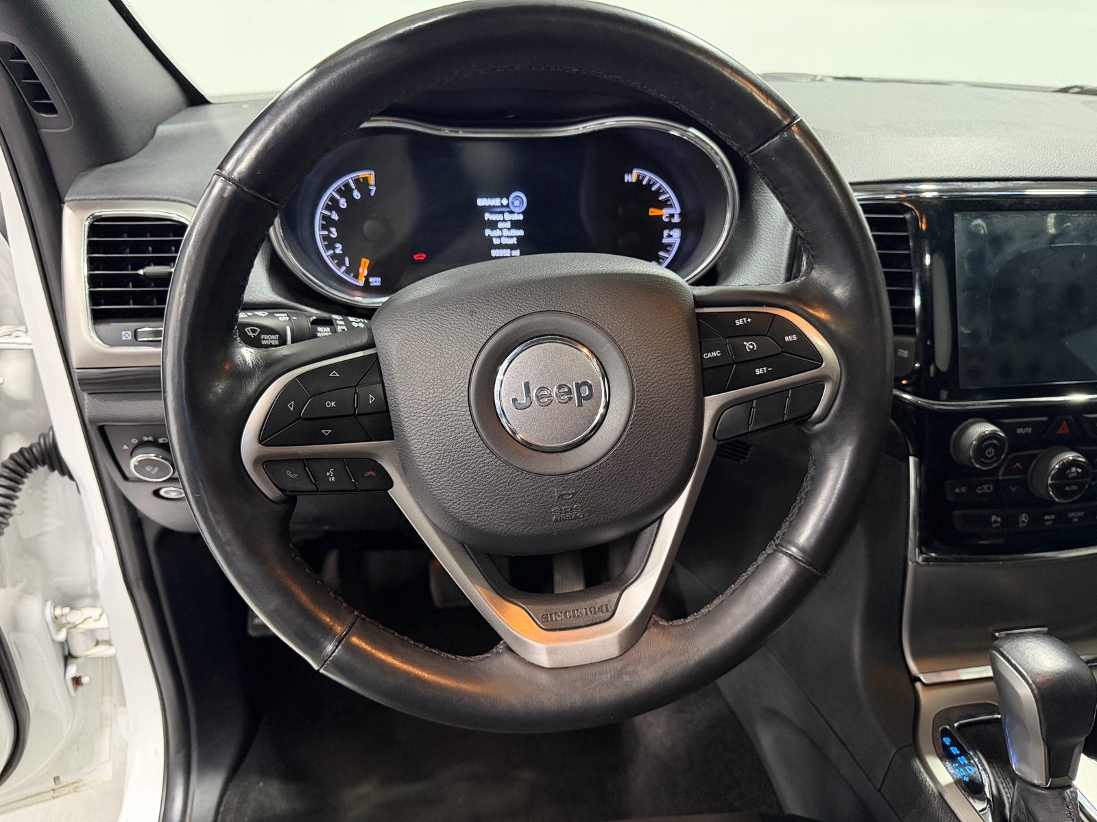 Thumbnail: 2019 Jeep Grand Cherokee - 4