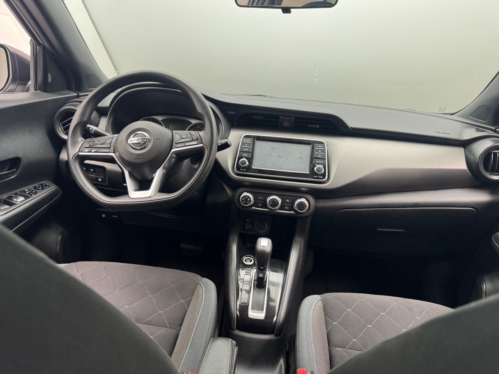 Thumbnail: 2020 Nissan Kicks - 3