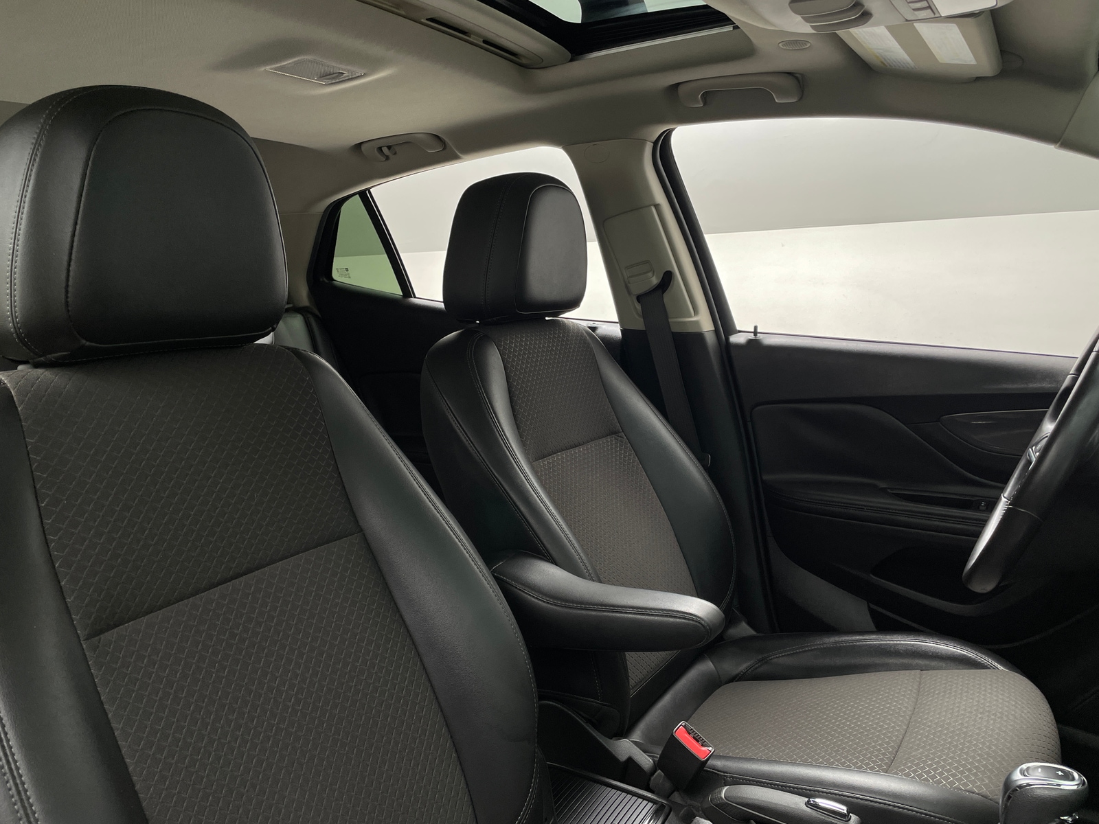 Thumbnail: 2020 Buick Encore - 2