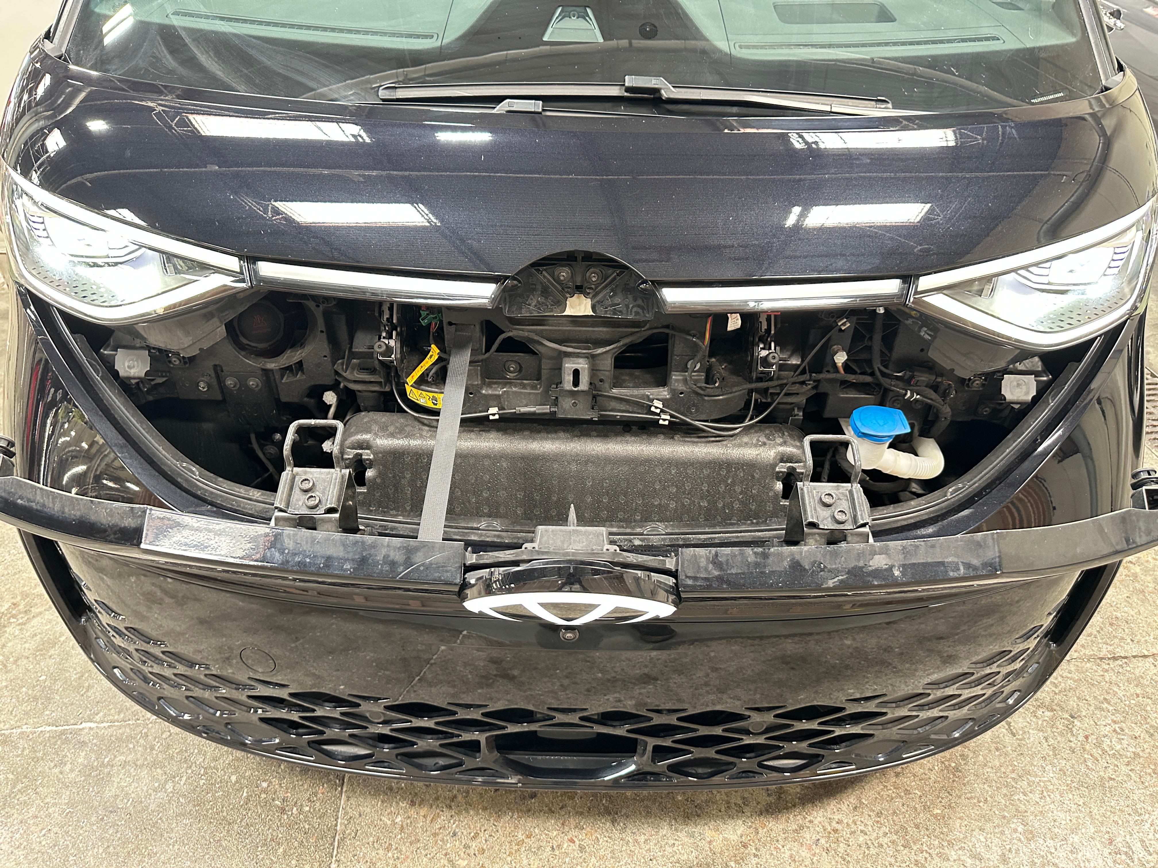 Used 2025 Volkswagen ID. Buzz PRO S PLus with VIN WVGJYVEB2SH020805 for sale in Auburn, WA