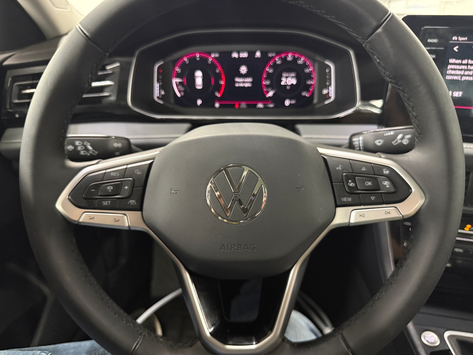 Thumbnail: 2025 Volkswagen Jetta - 4