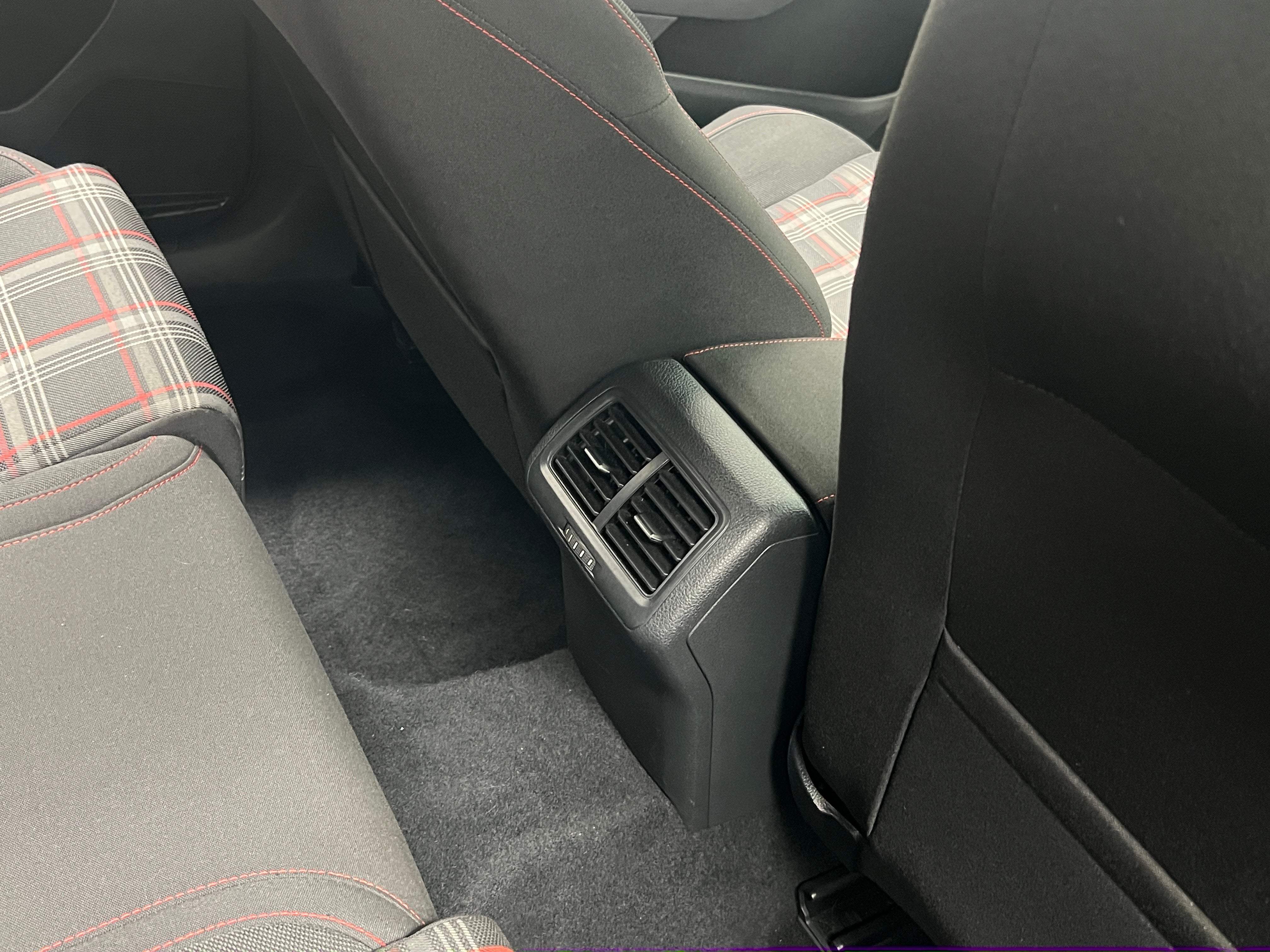 3VW447AU3HM047786