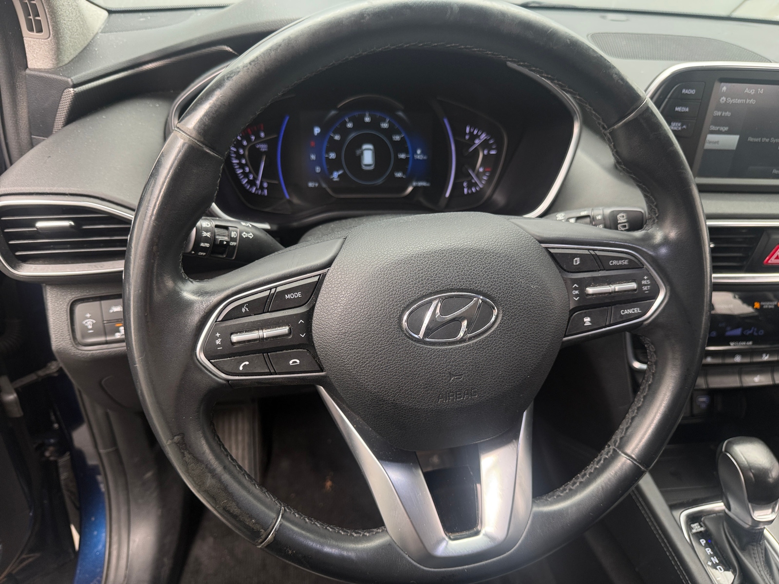 Thumbnail: 2020 Hyundai Santa Fe - 4
