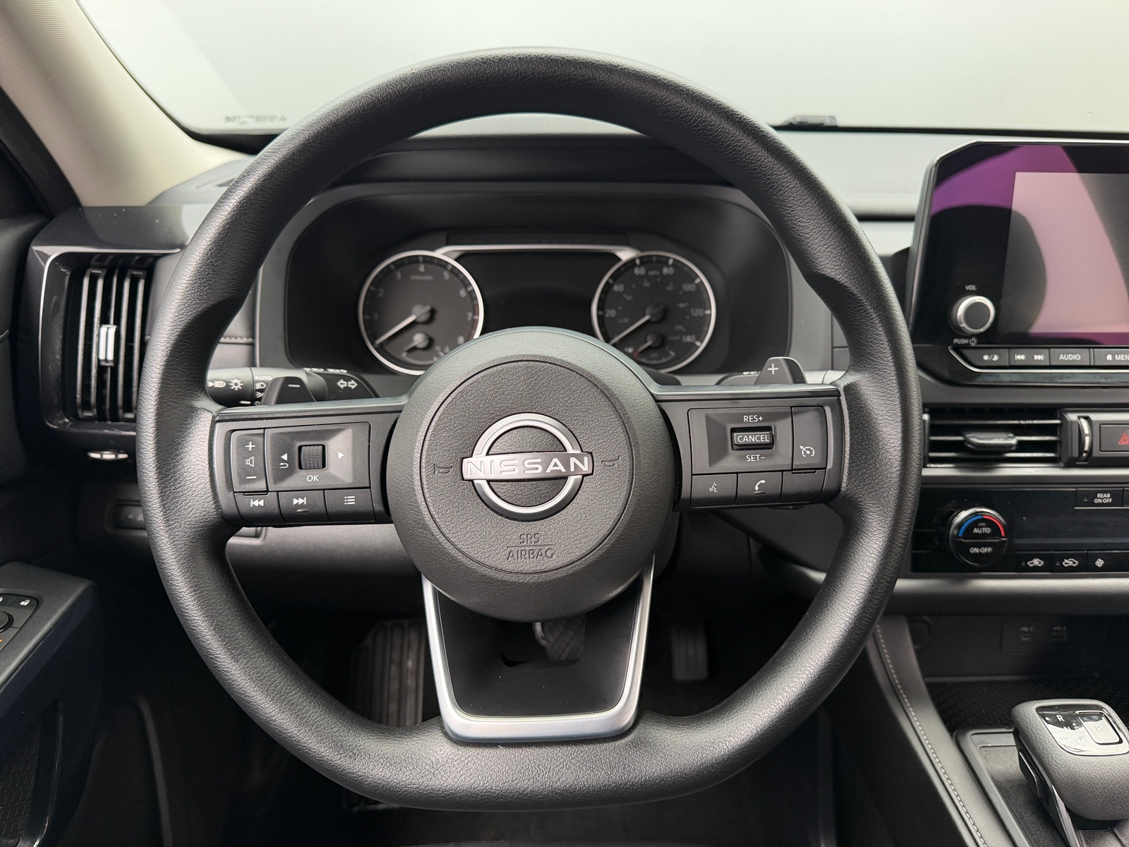 Thumbnail: 2024 Nissan Pathfinder - 5