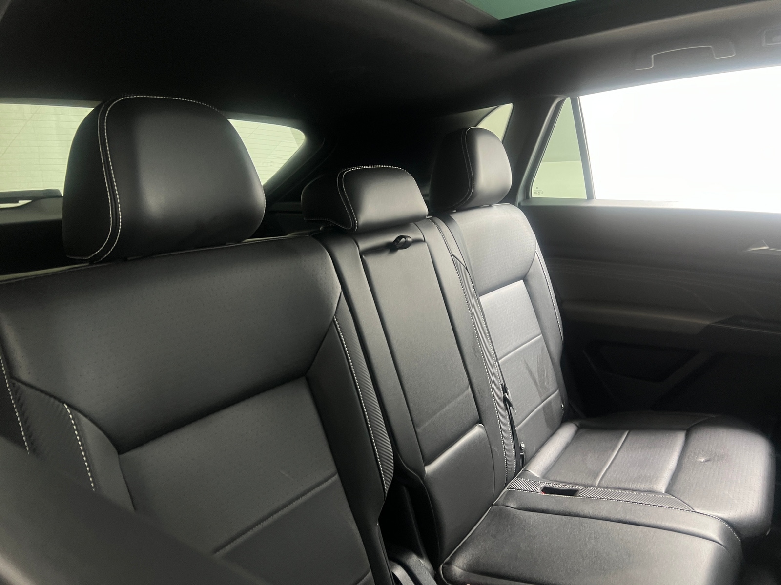 Thumbnail: 2022 Volkswagen Atlas - 5