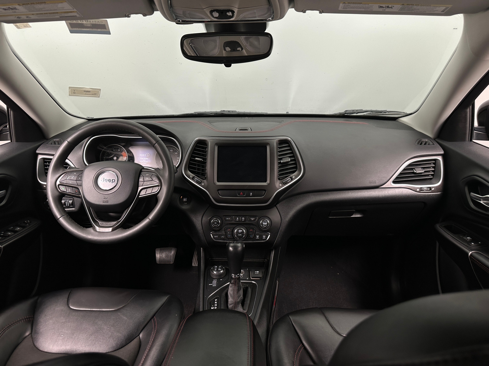Thumbnail: 2022 Jeep Cherokee - 3