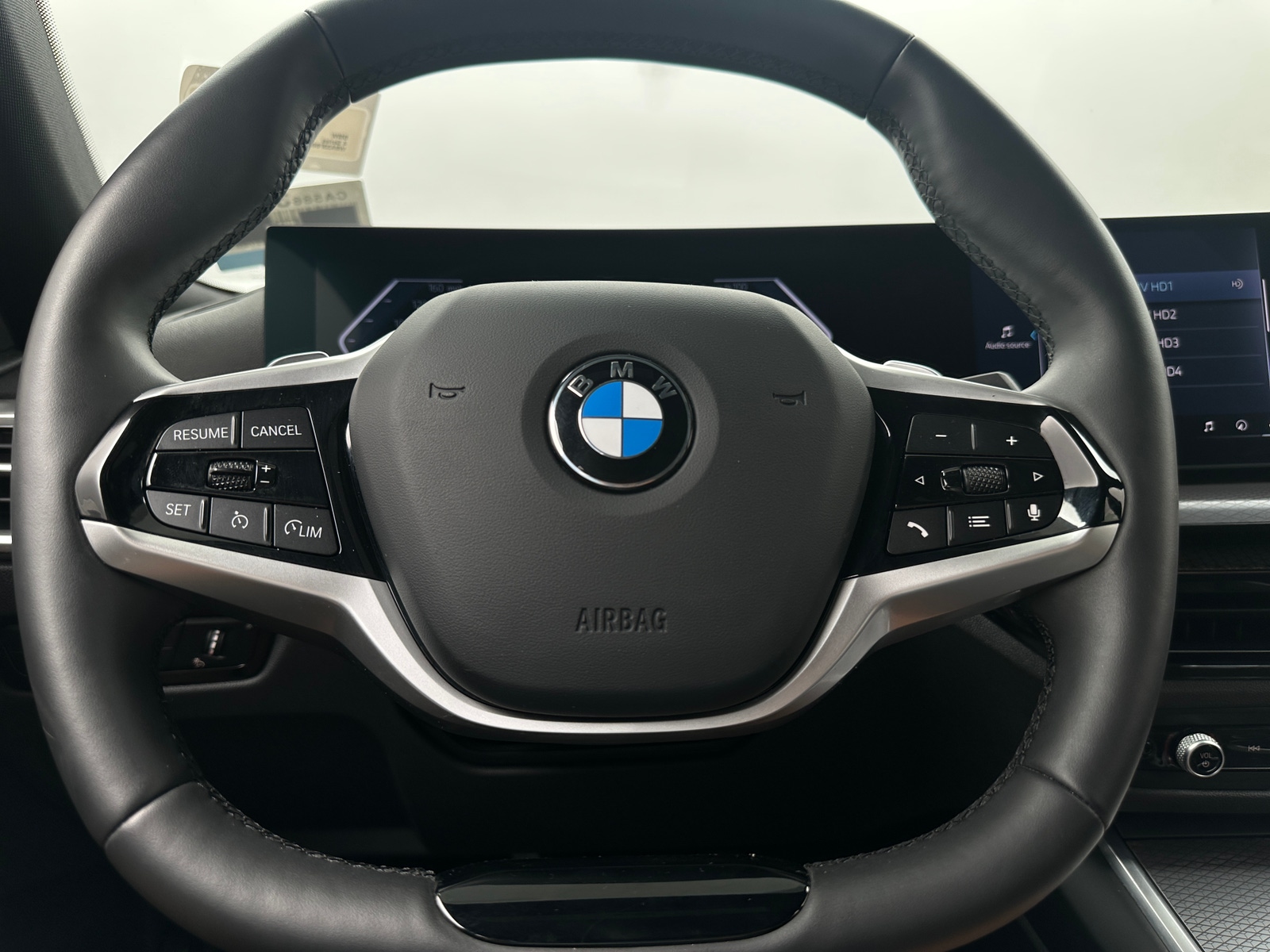 Thumbnail: 2026 BMW 4 Series - 4