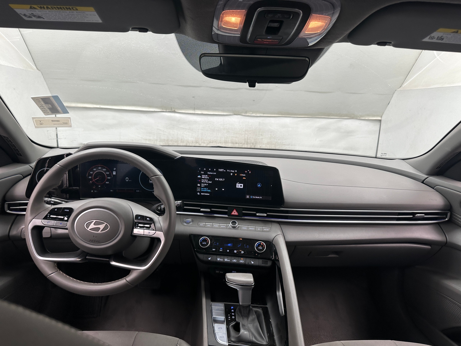 Thumbnail: 2024 Hyundai Elantra - 3