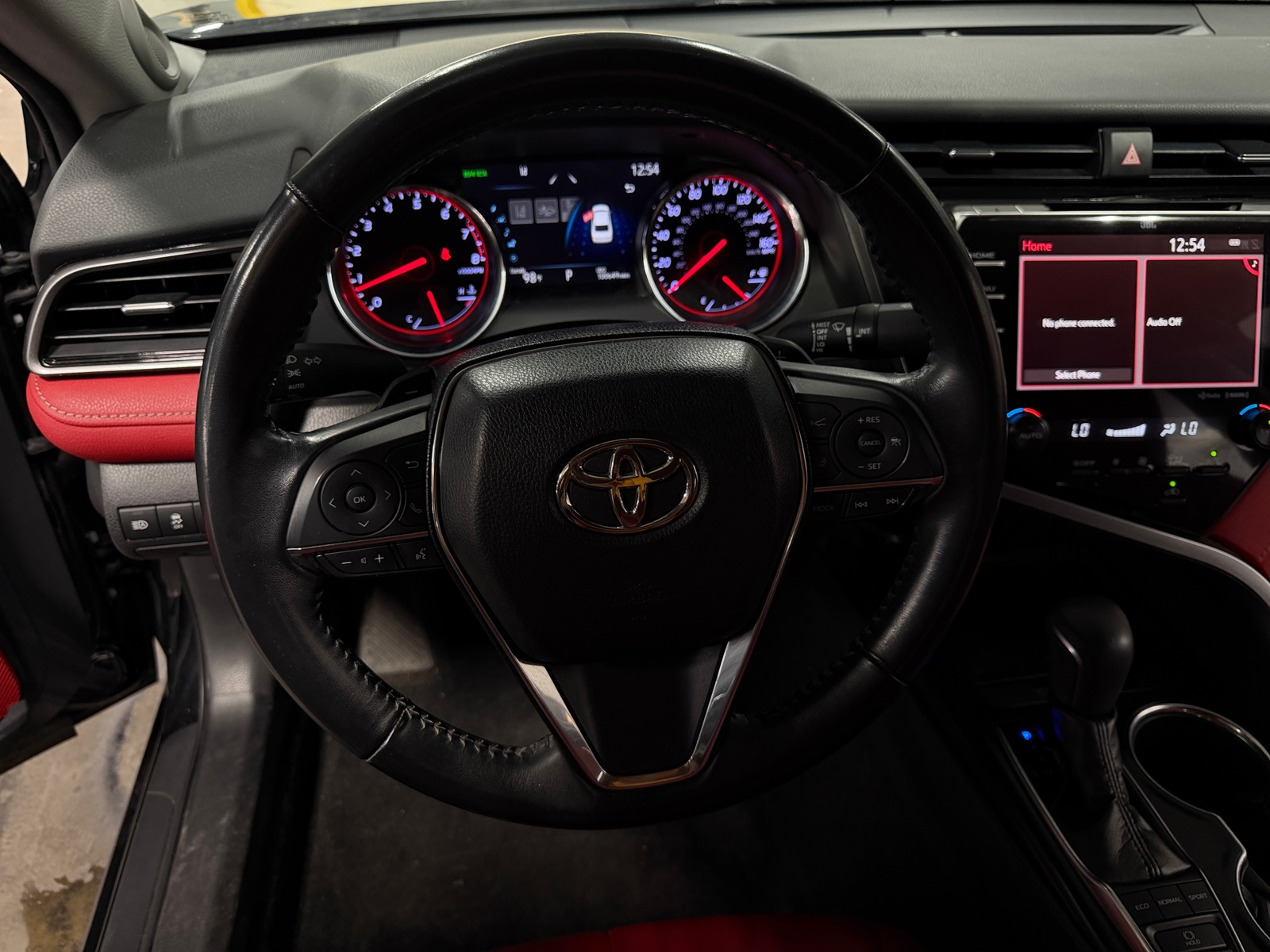 Thumbnail: 2019 Toyota Camry - 4